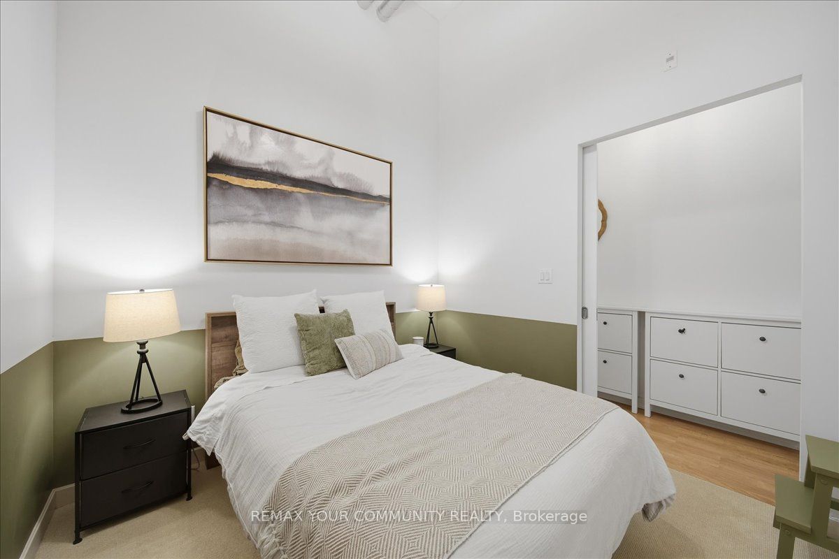 380 Macpherson Avenue 227 Property Photo 11