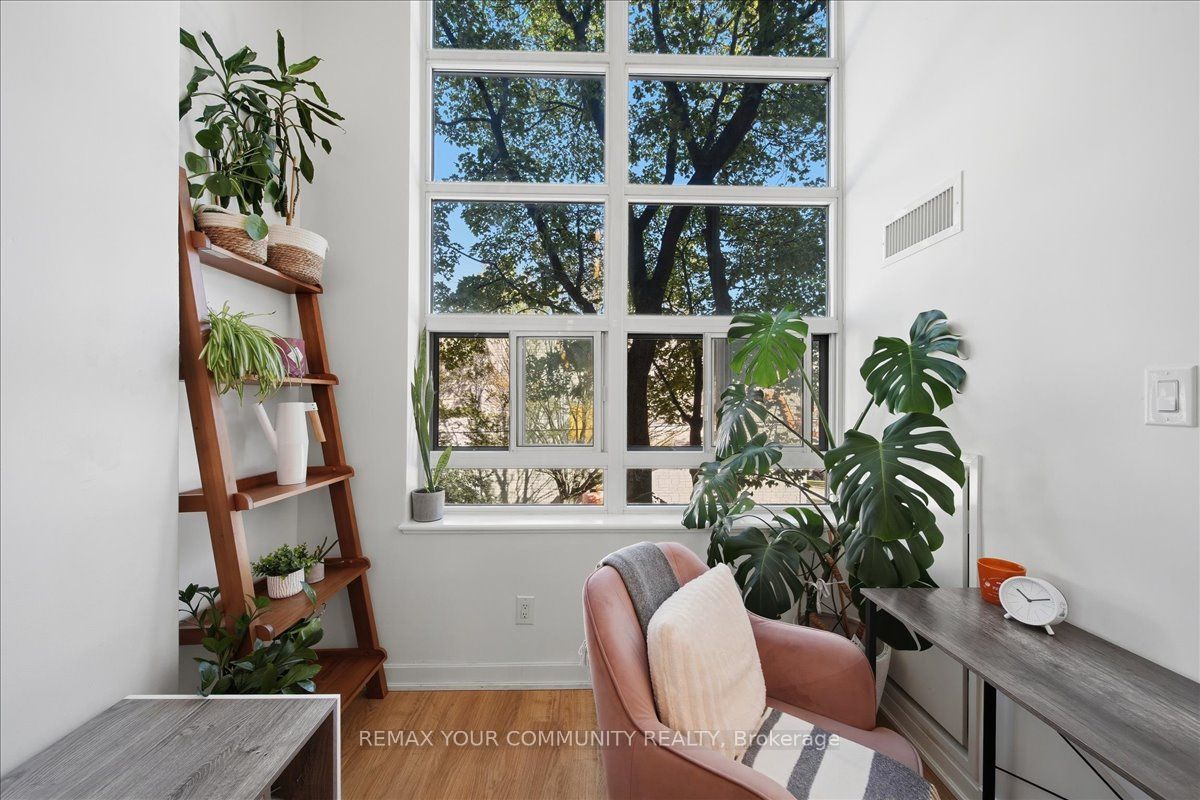 380 Macpherson Avenue 227 Property Photo 22