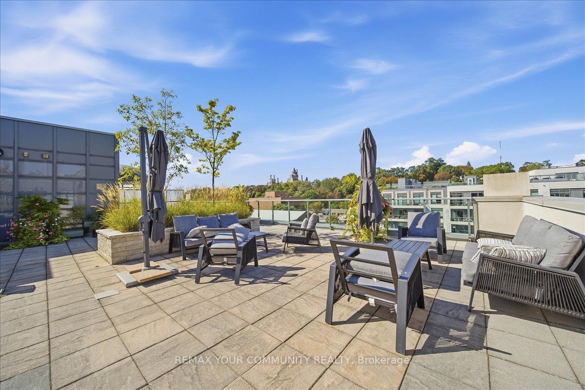 380 Macpherson Avenue 227 Property Photo 26