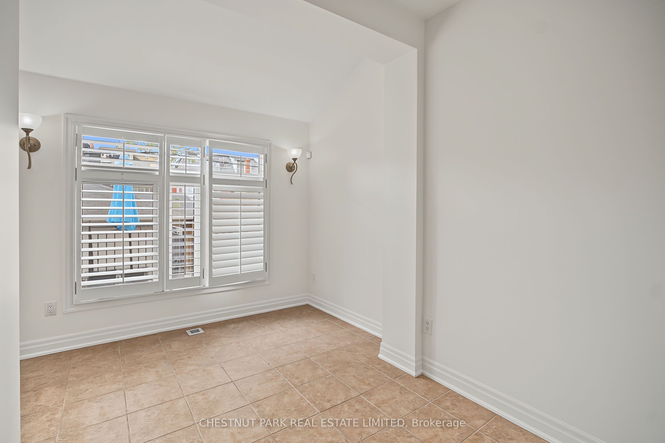 48 Grace Street Main Property Photo 8
