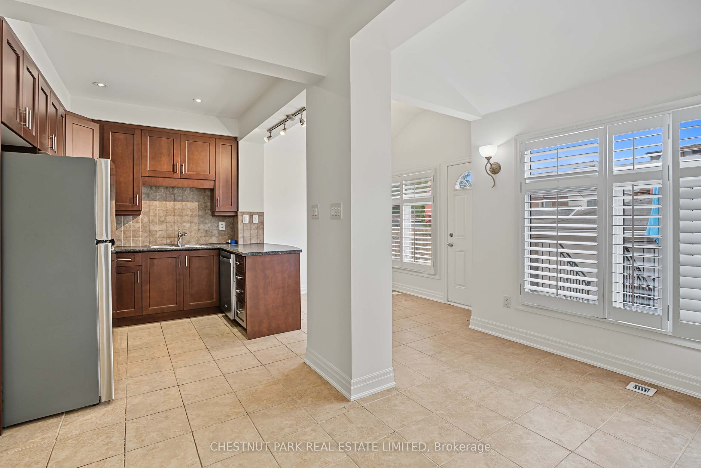 48 Grace Street Main Property Photo 10