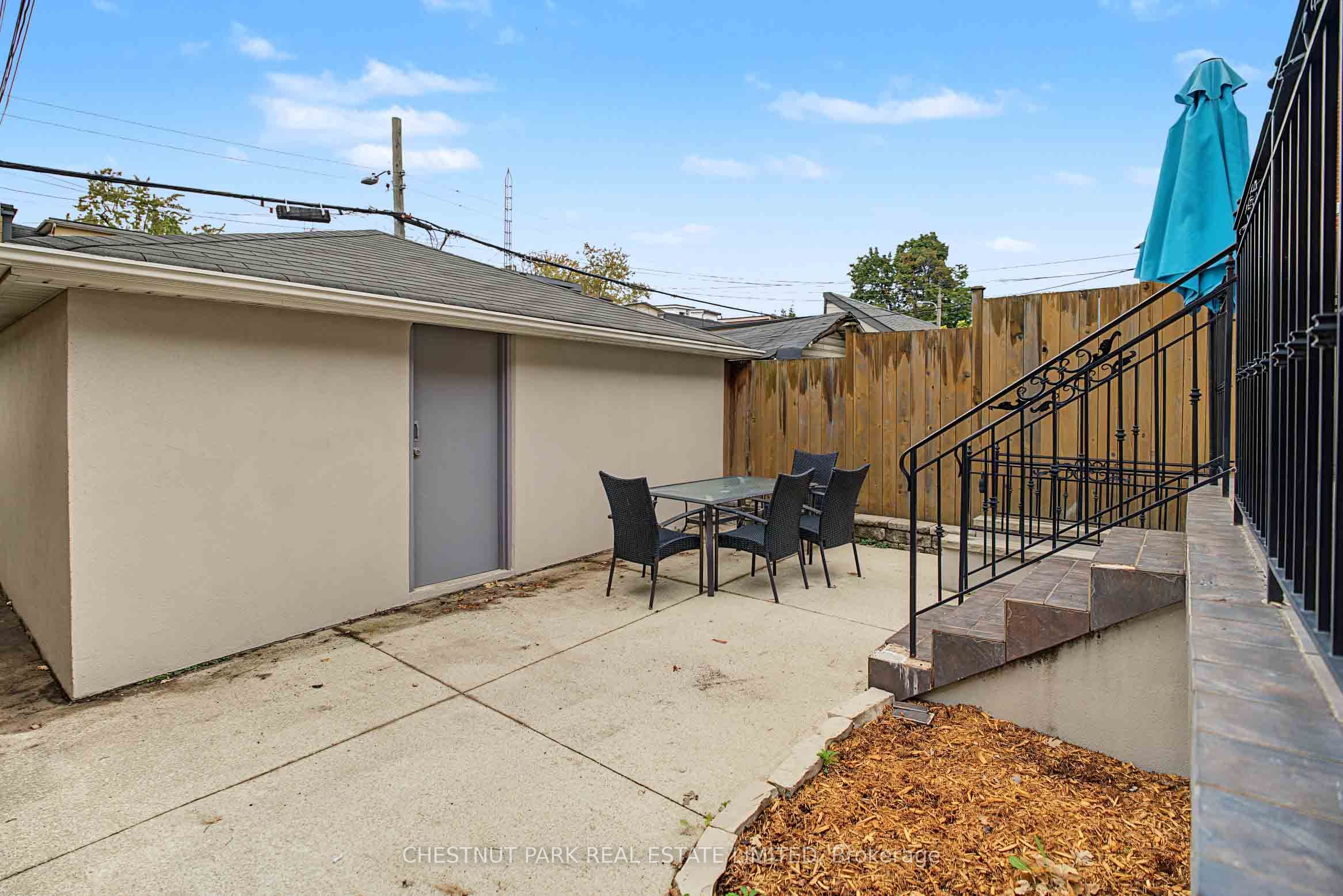 48 Grace Street Main Property Photo 14