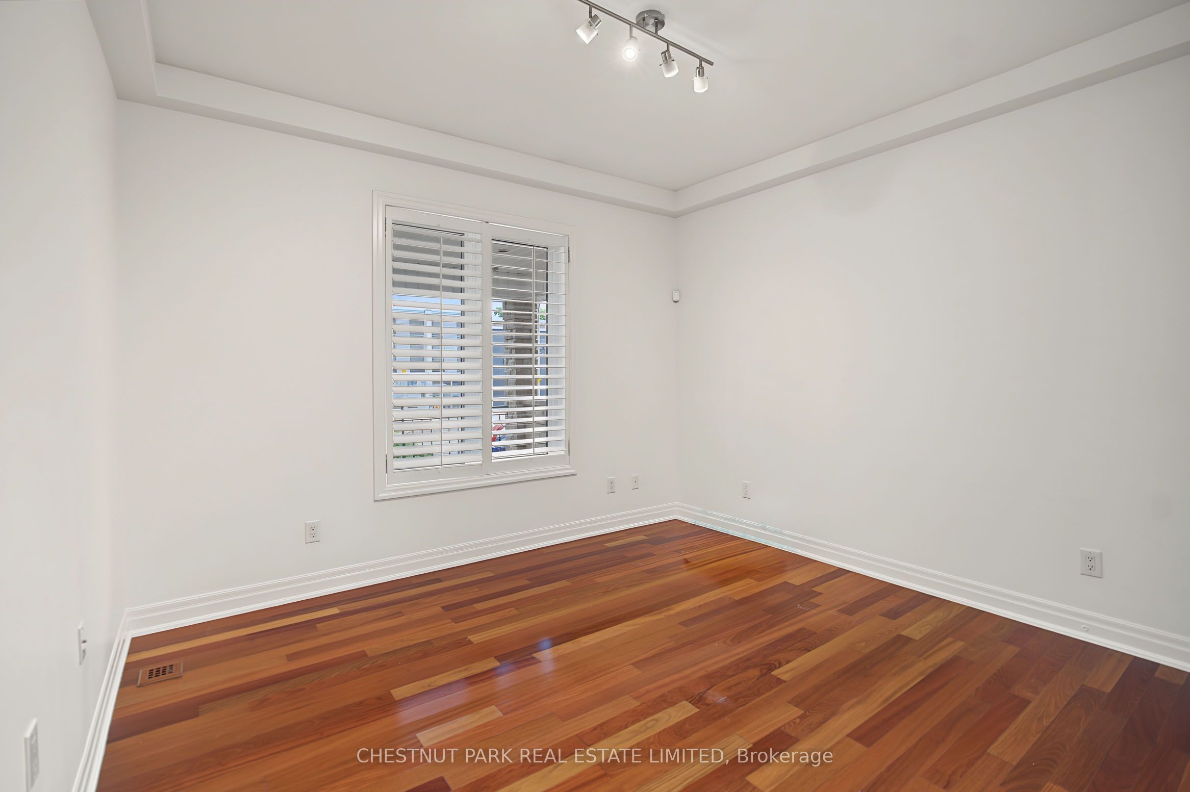 48 Grace Street Main Property Photo 17