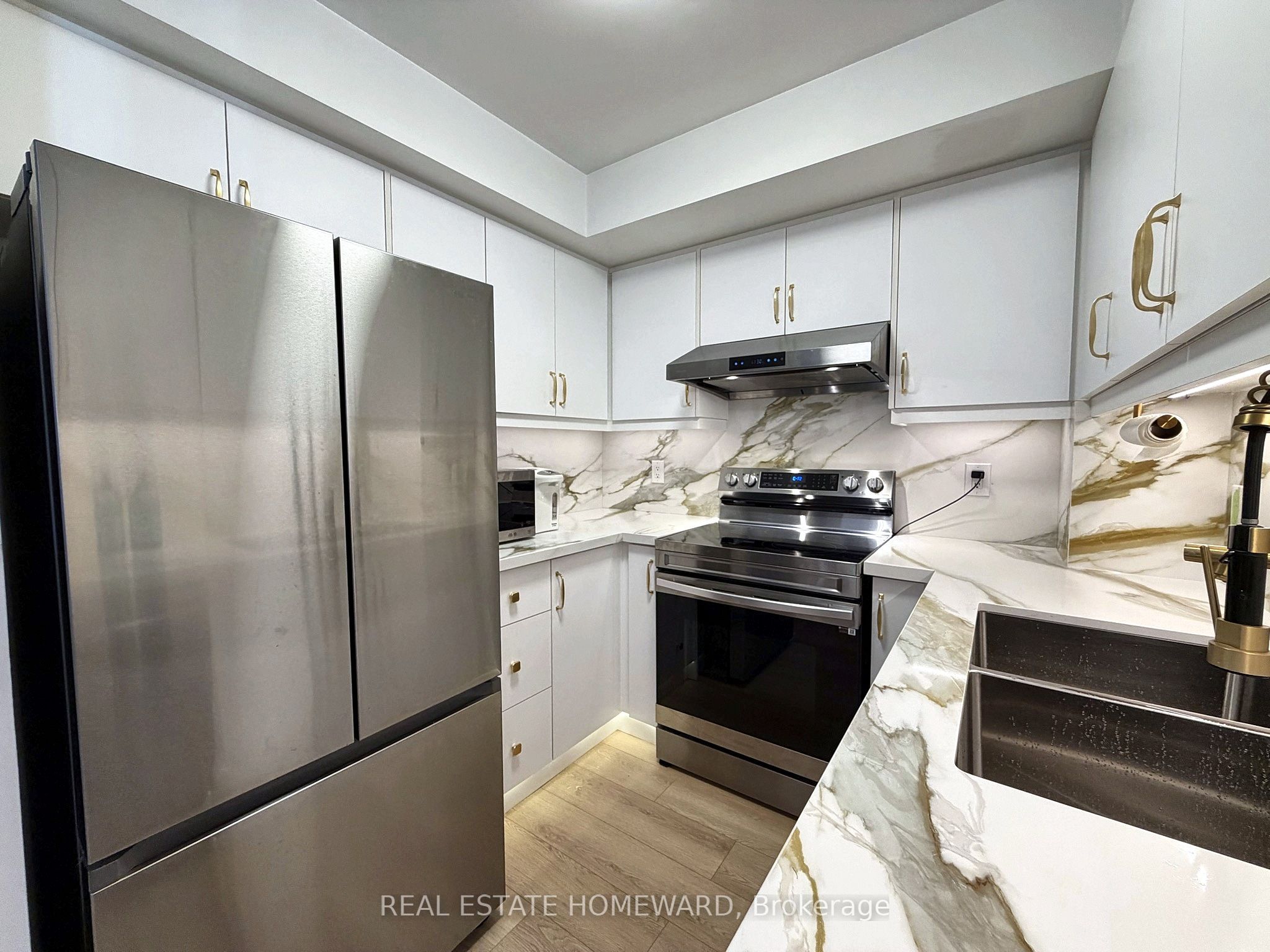 26 Olive Avenue 1709 Property Photo 9