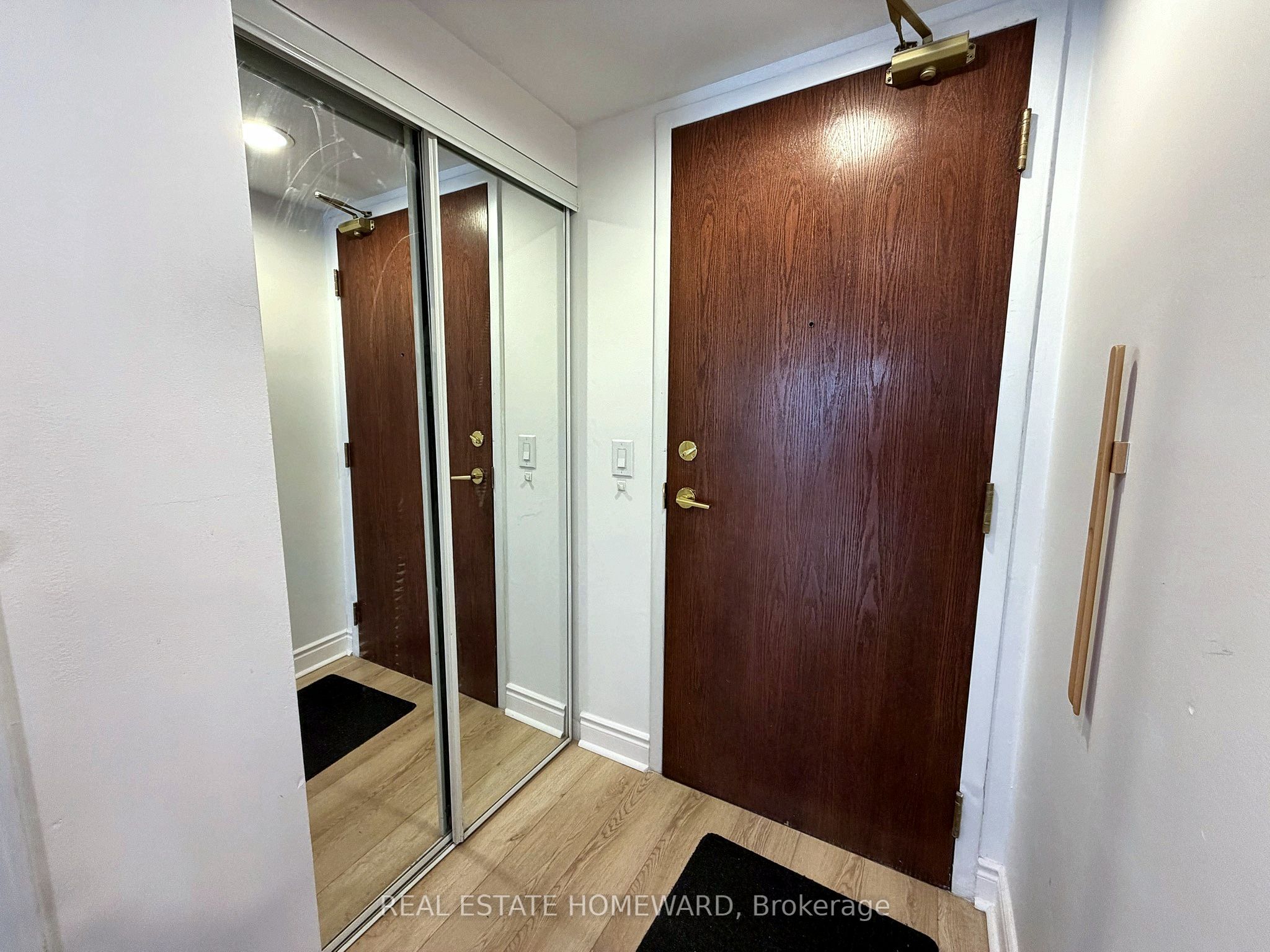 26 Olive Avenue 1709 Property Photo 14