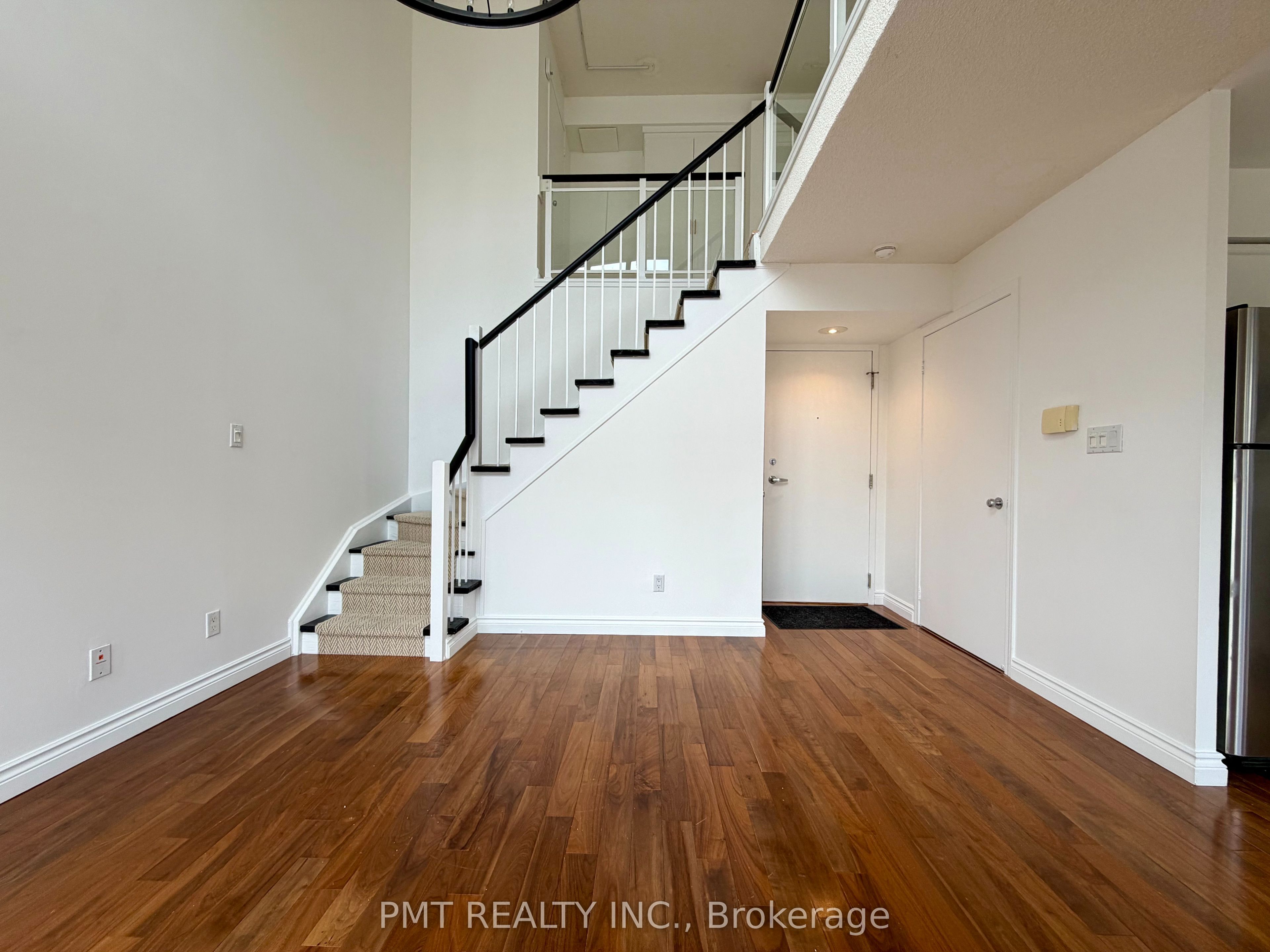 139 Merton Street 850 Property Photo 7