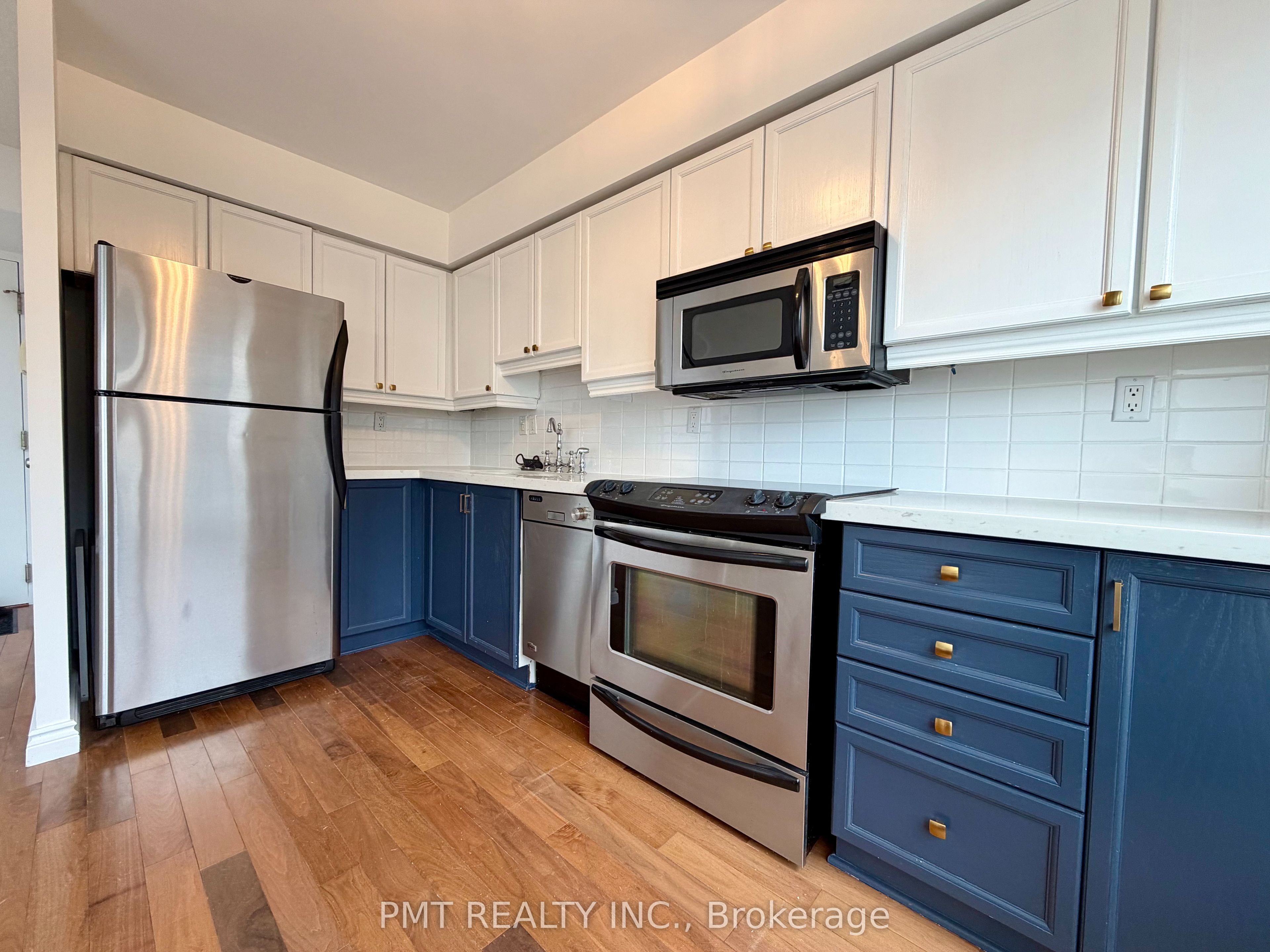 139 Merton Street 850 Property Photo 10