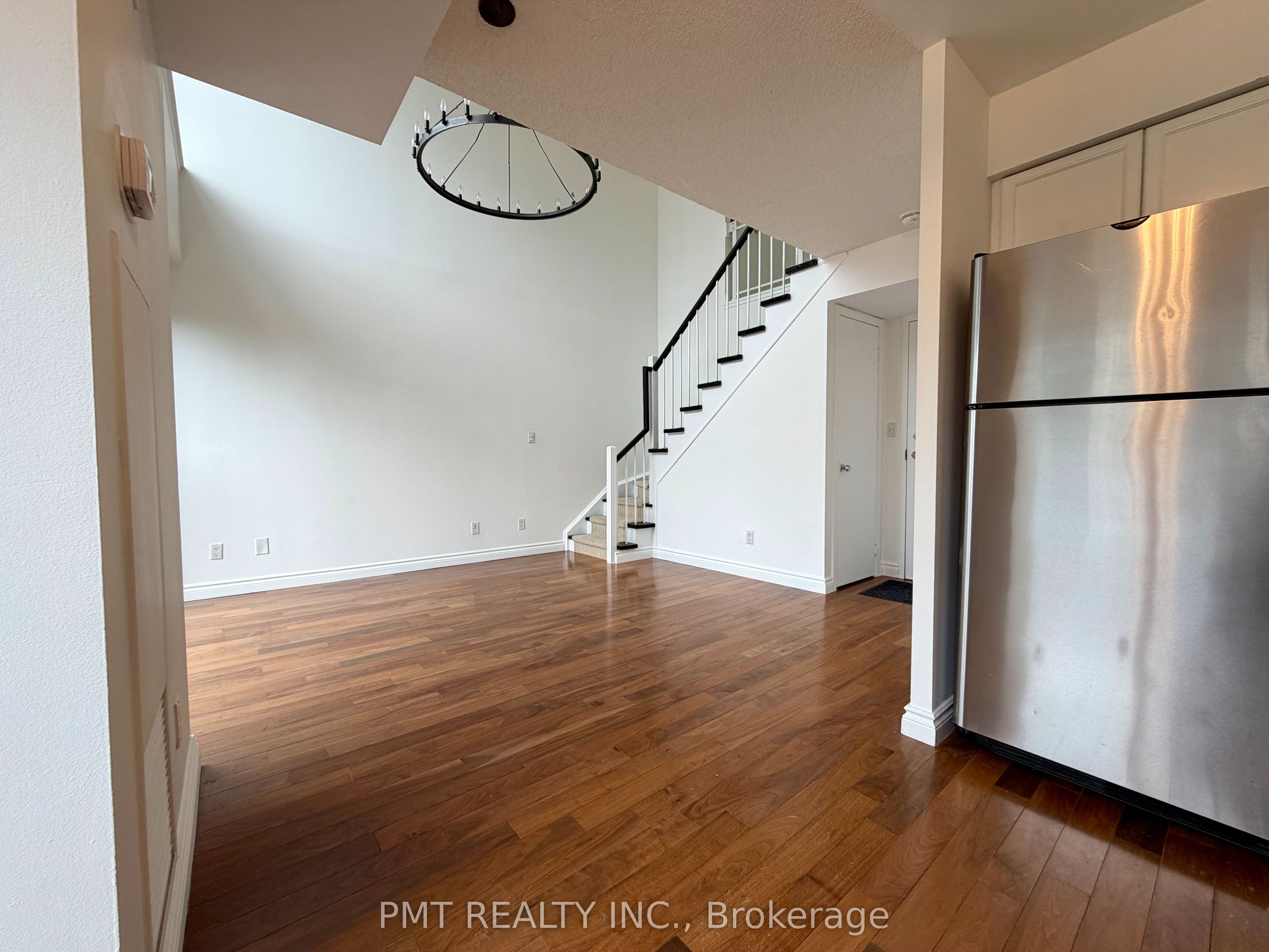 139 Merton Street 850 Property Photo 12