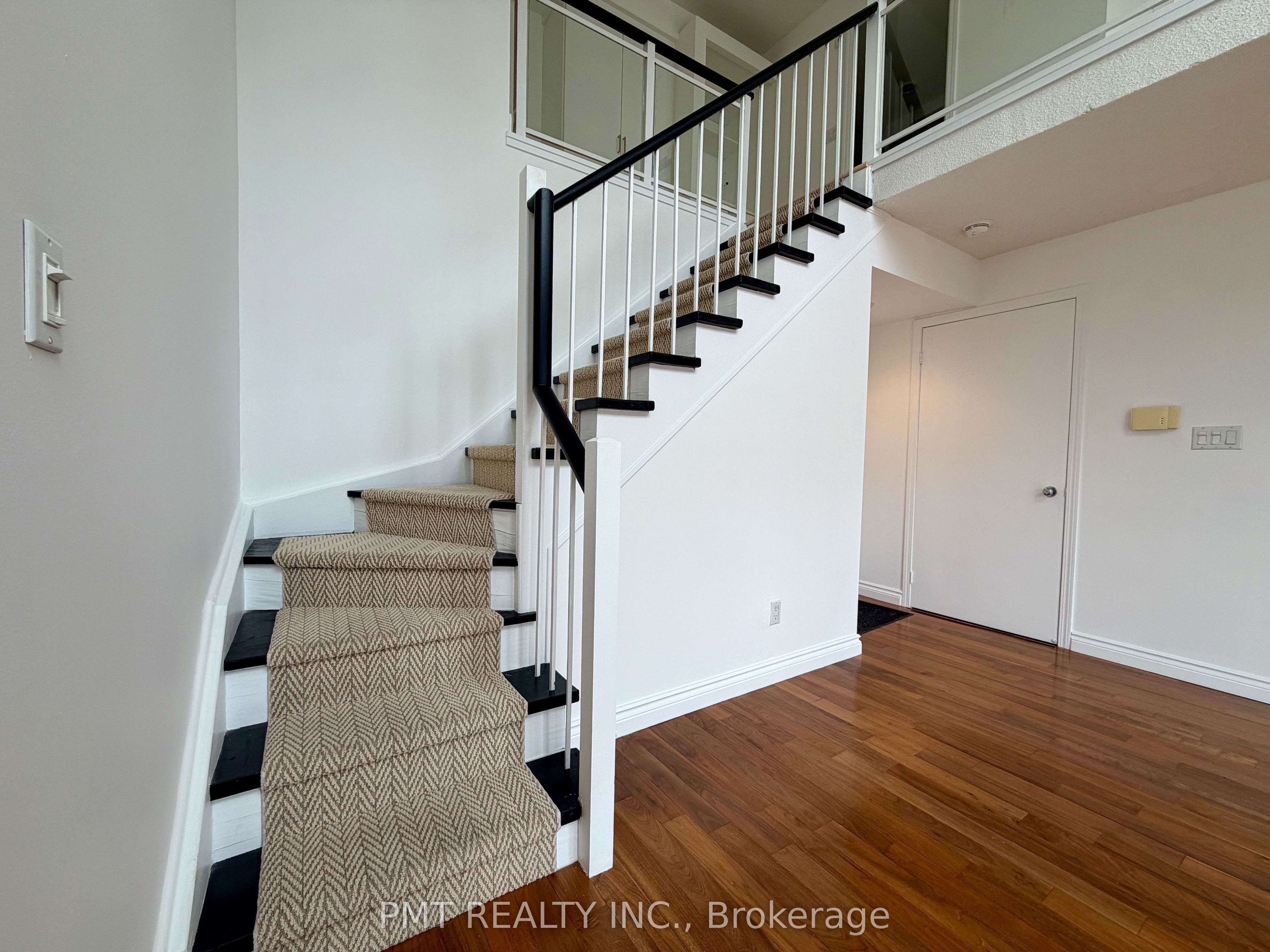 139 Merton Street 850 Property Photo 13