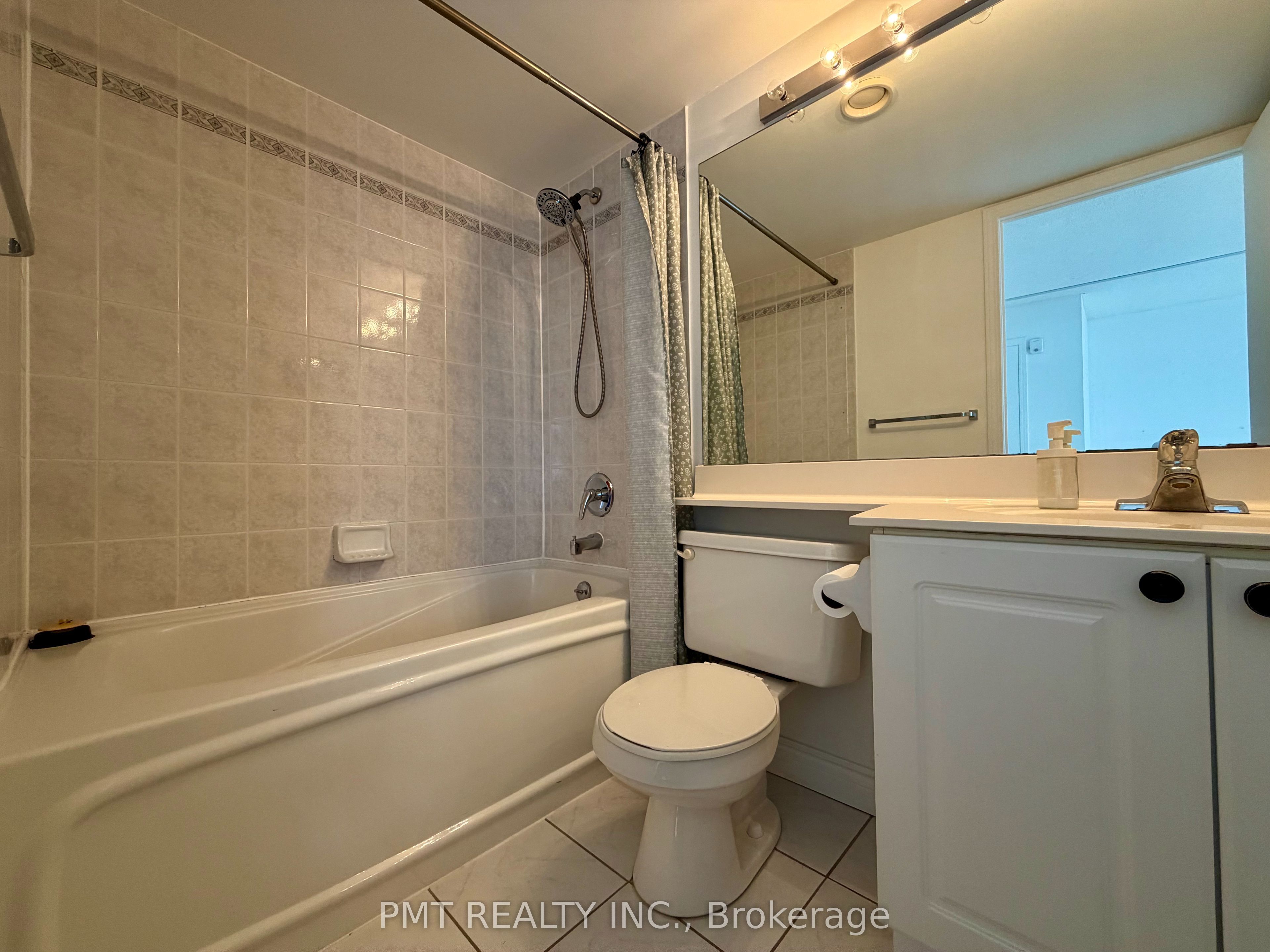 139 Merton Street 850 Property Photo 21