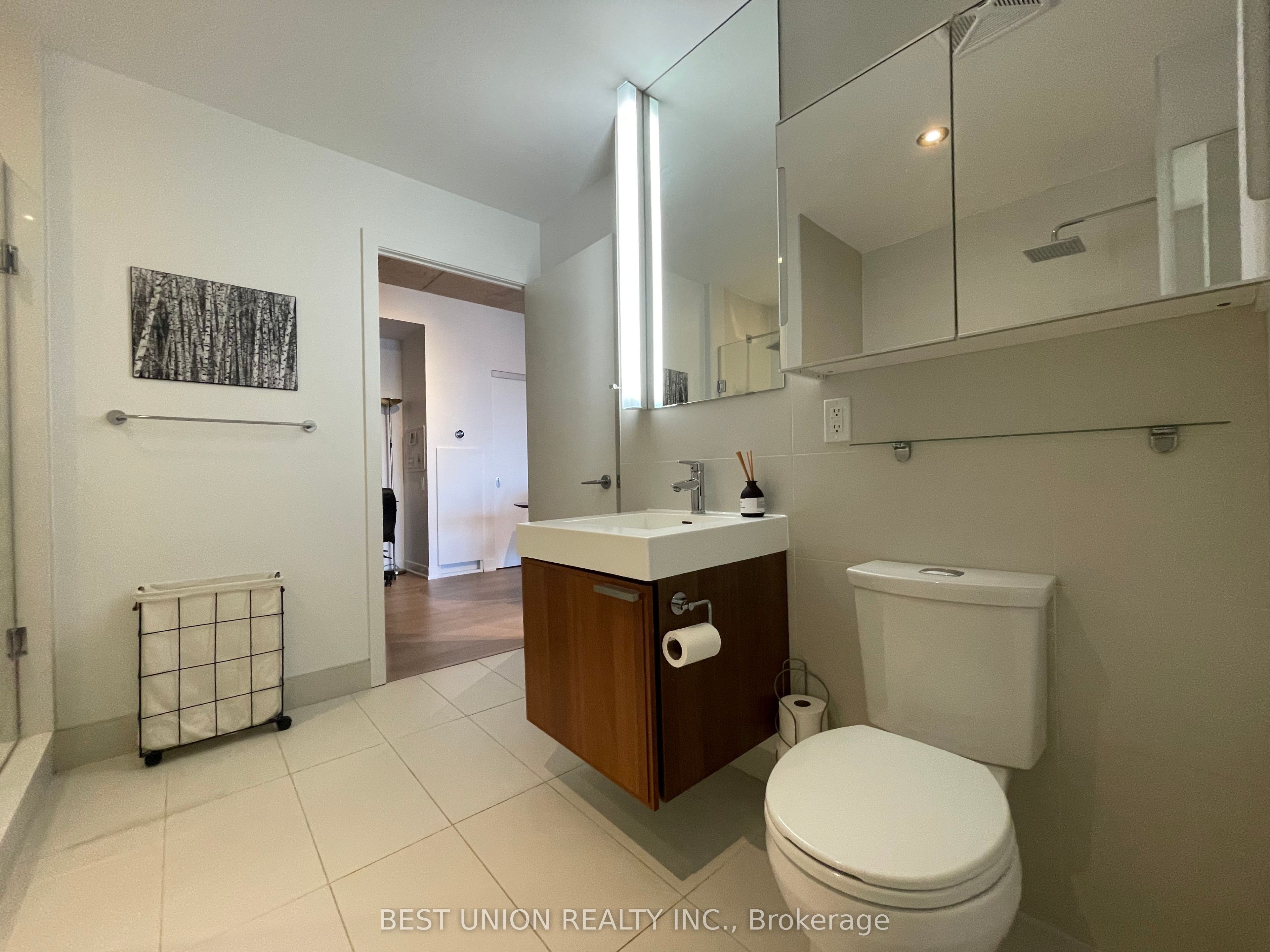 318 King Street E 1313 Property Photo 22