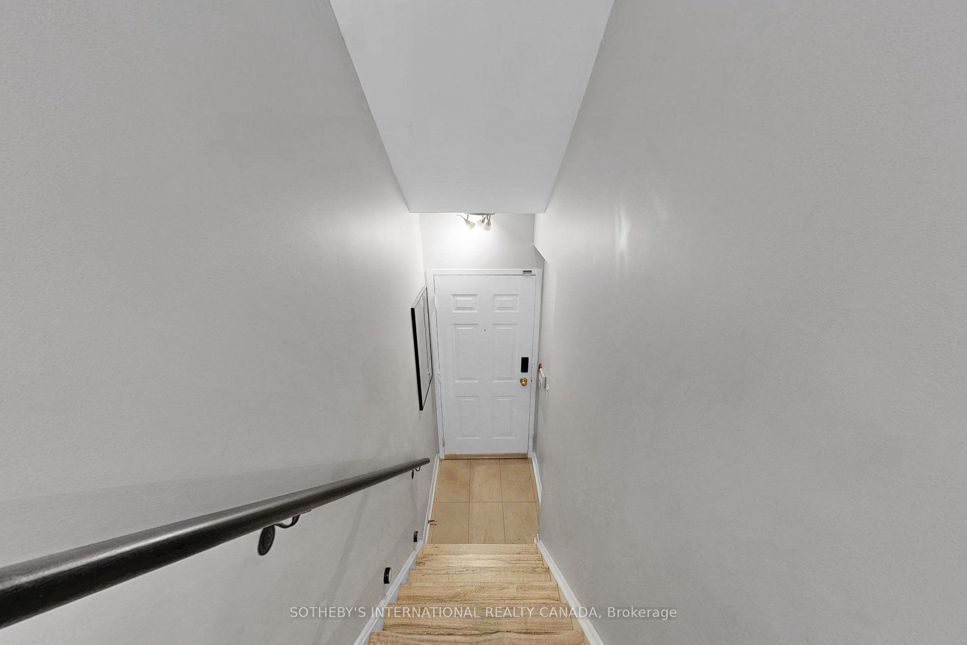 32 Stadium Road 377 Property Photo 8