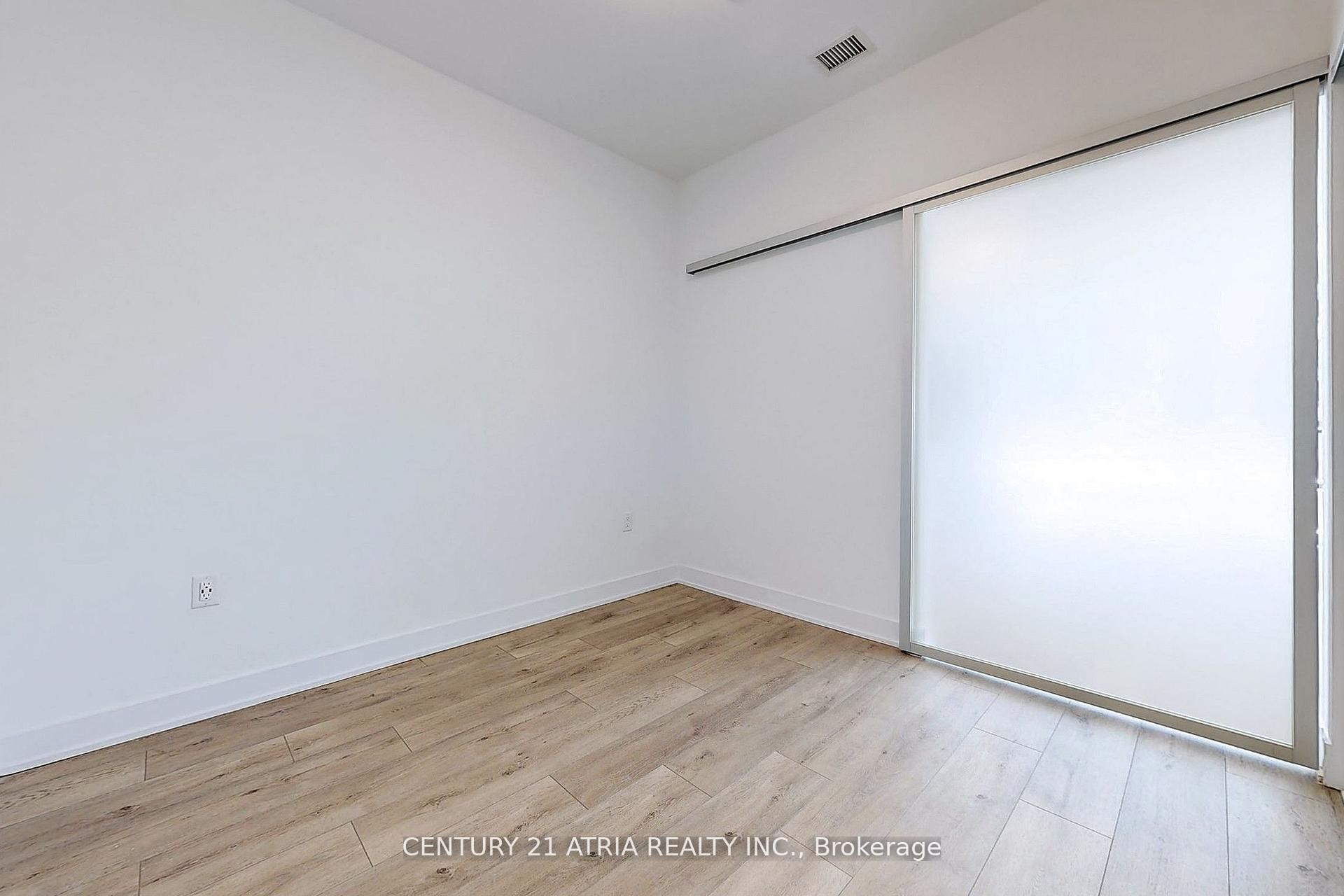 585 Bloor Street E 420 Property Photo 27