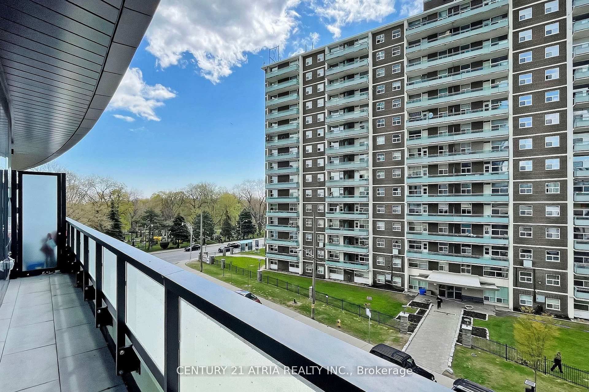 585 Bloor Street E 420 Property Photo 36