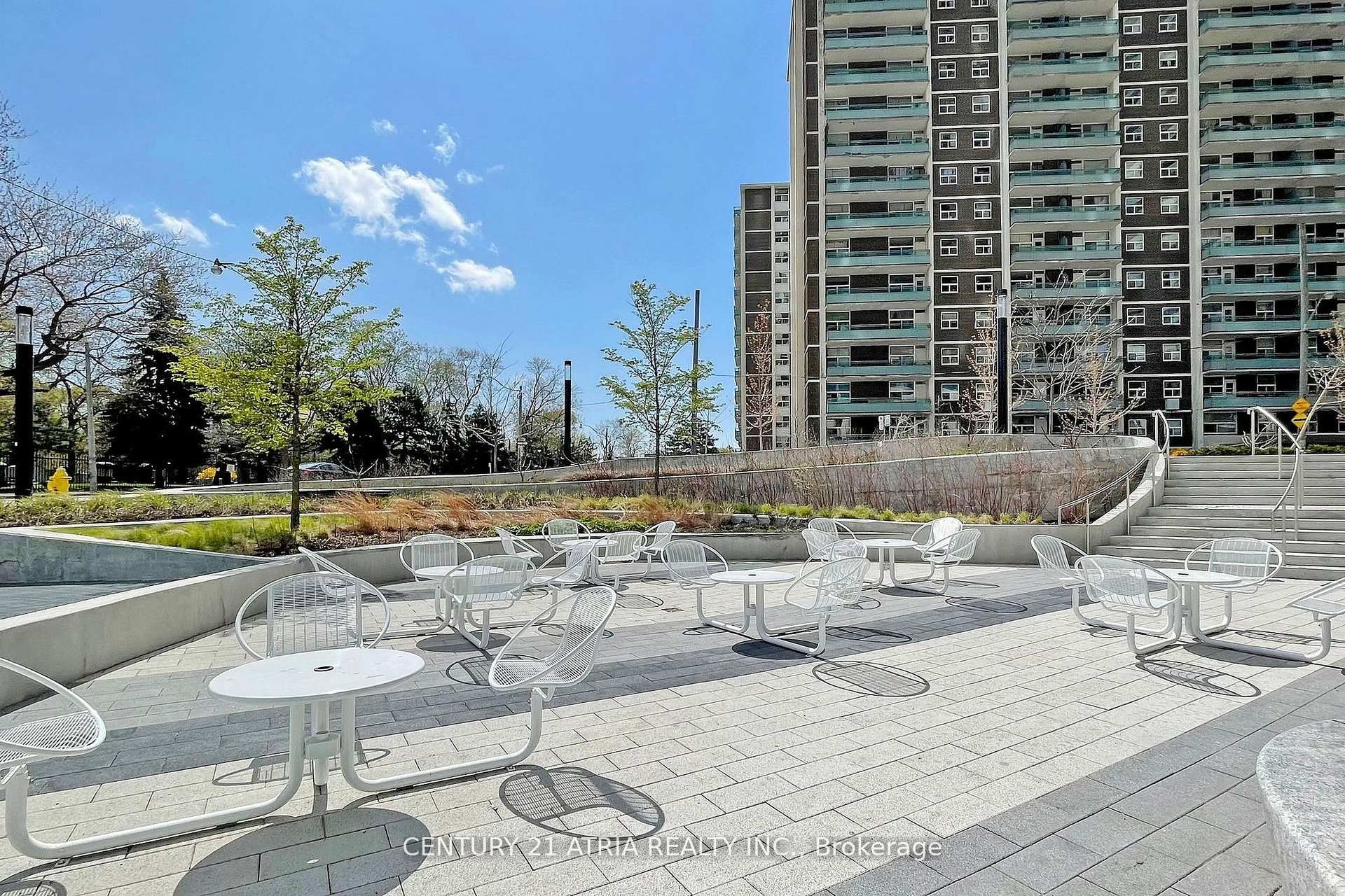 585 Bloor Street E 420 Property Photo 37