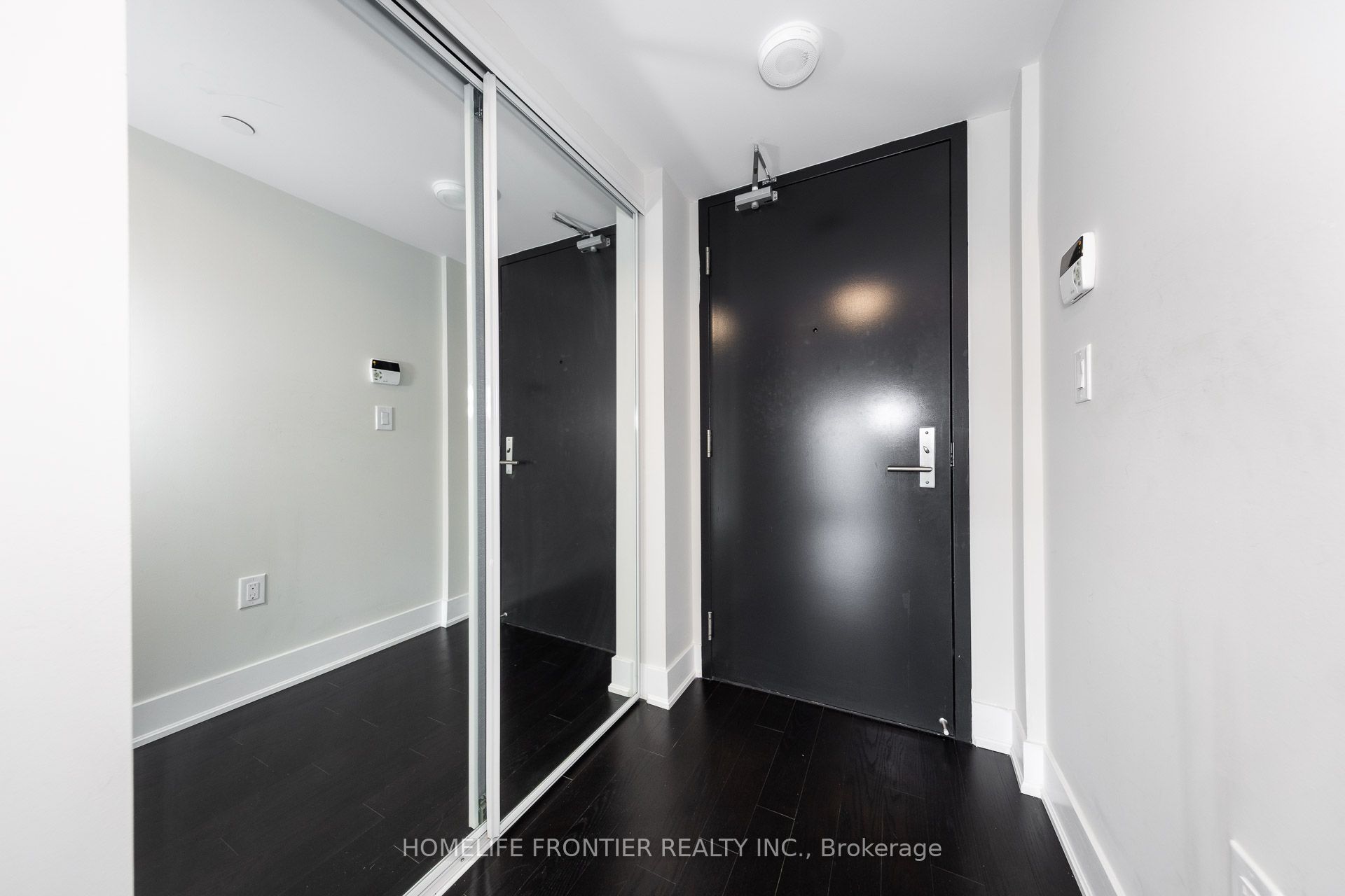 955 Bay Street 2310 Property Photo 2