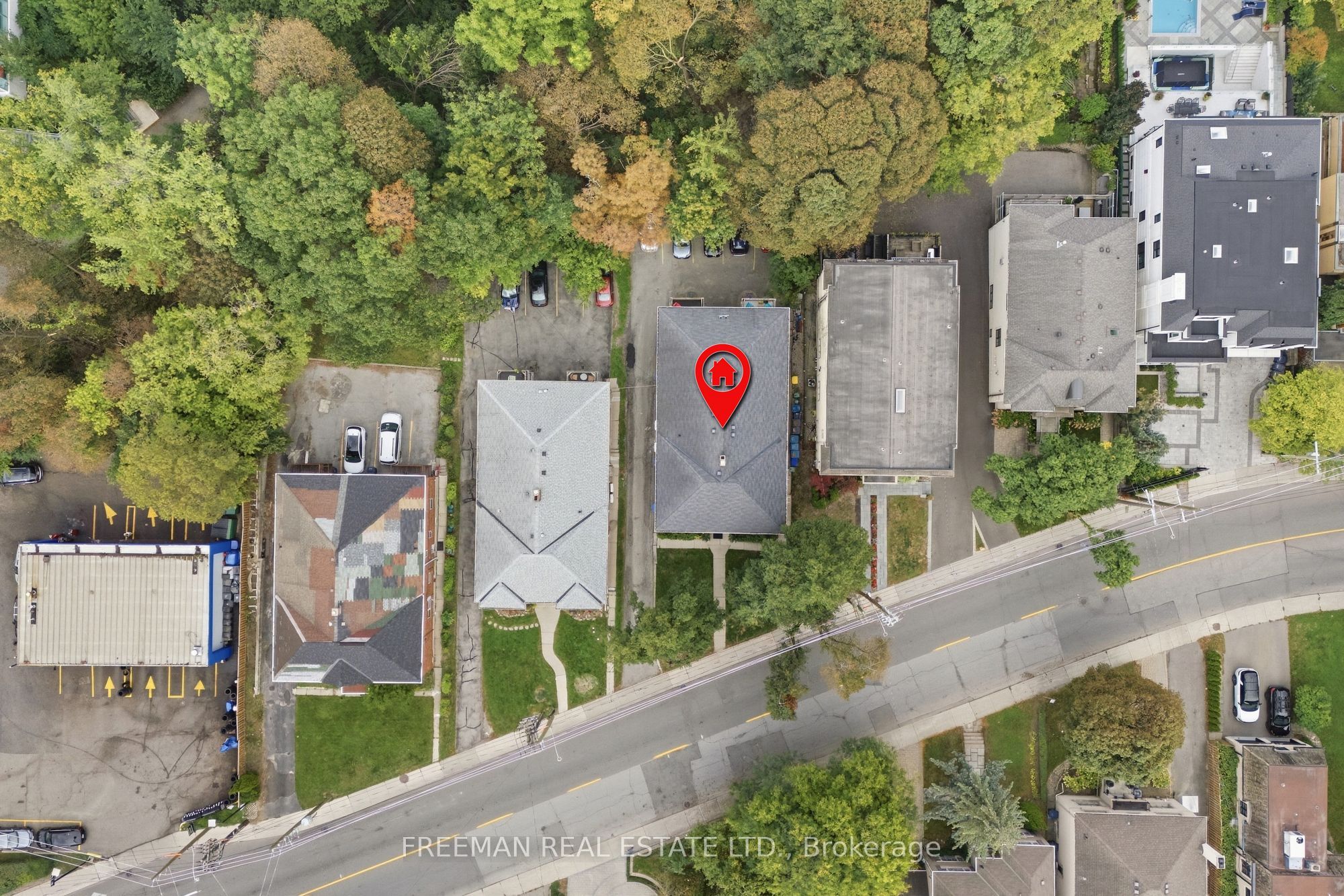 783 Spadina Road Property Photo 6