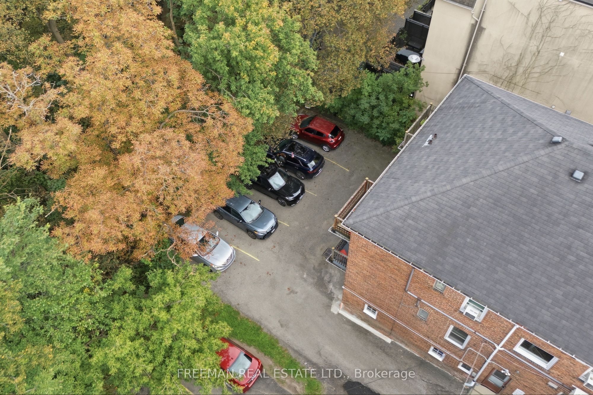783 Spadina Road Property Photo 10