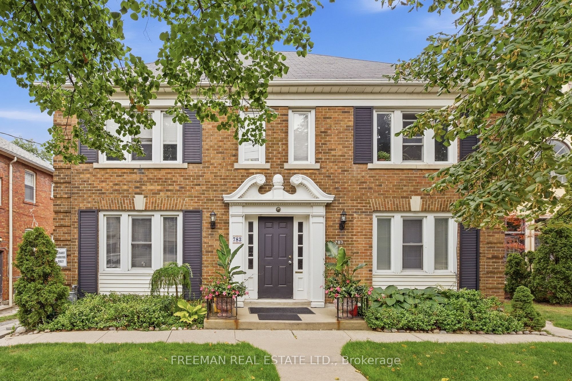 783 Spadina Road Property Photo 12