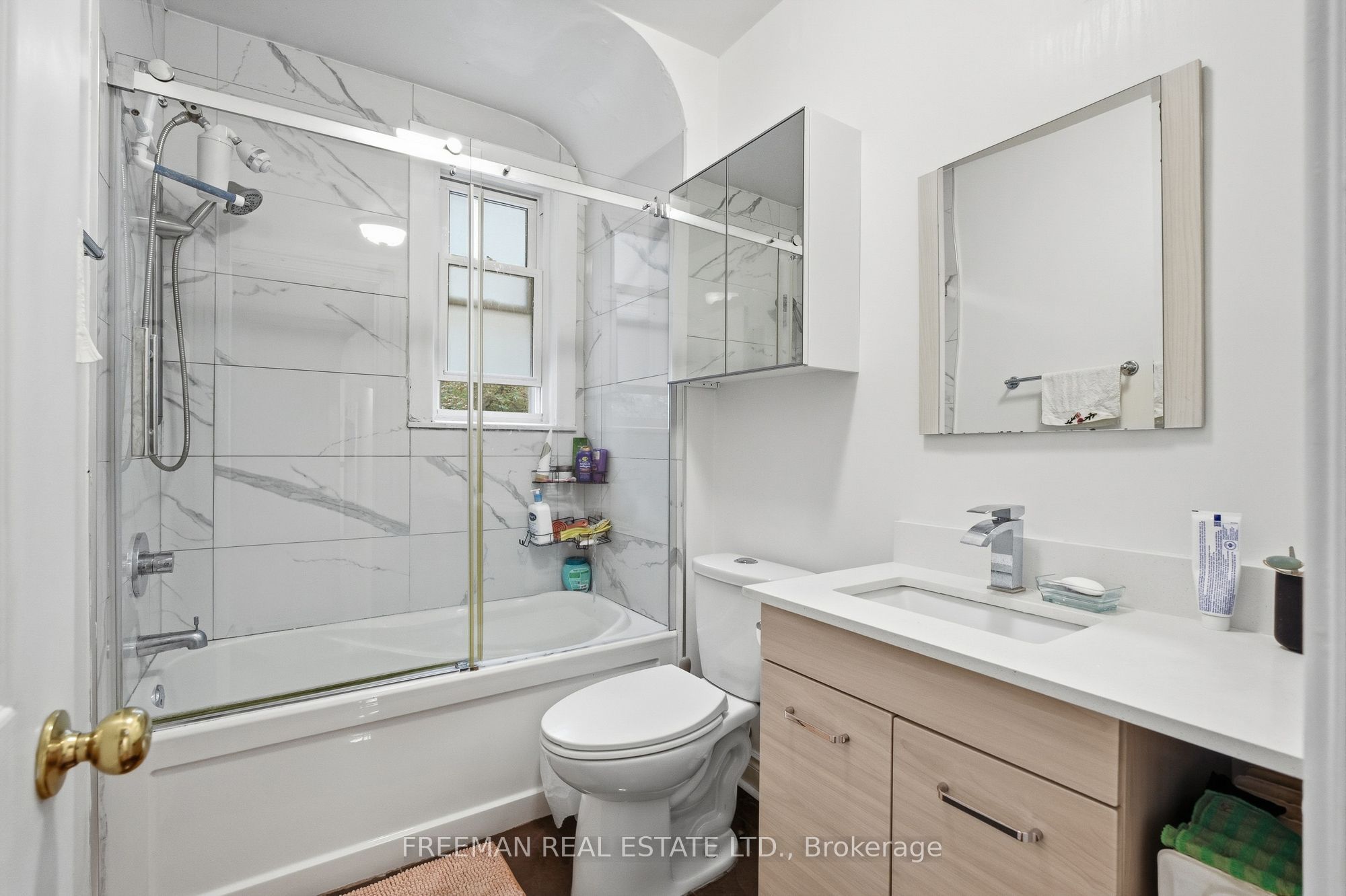 783 Spadina Road Property Photo 23