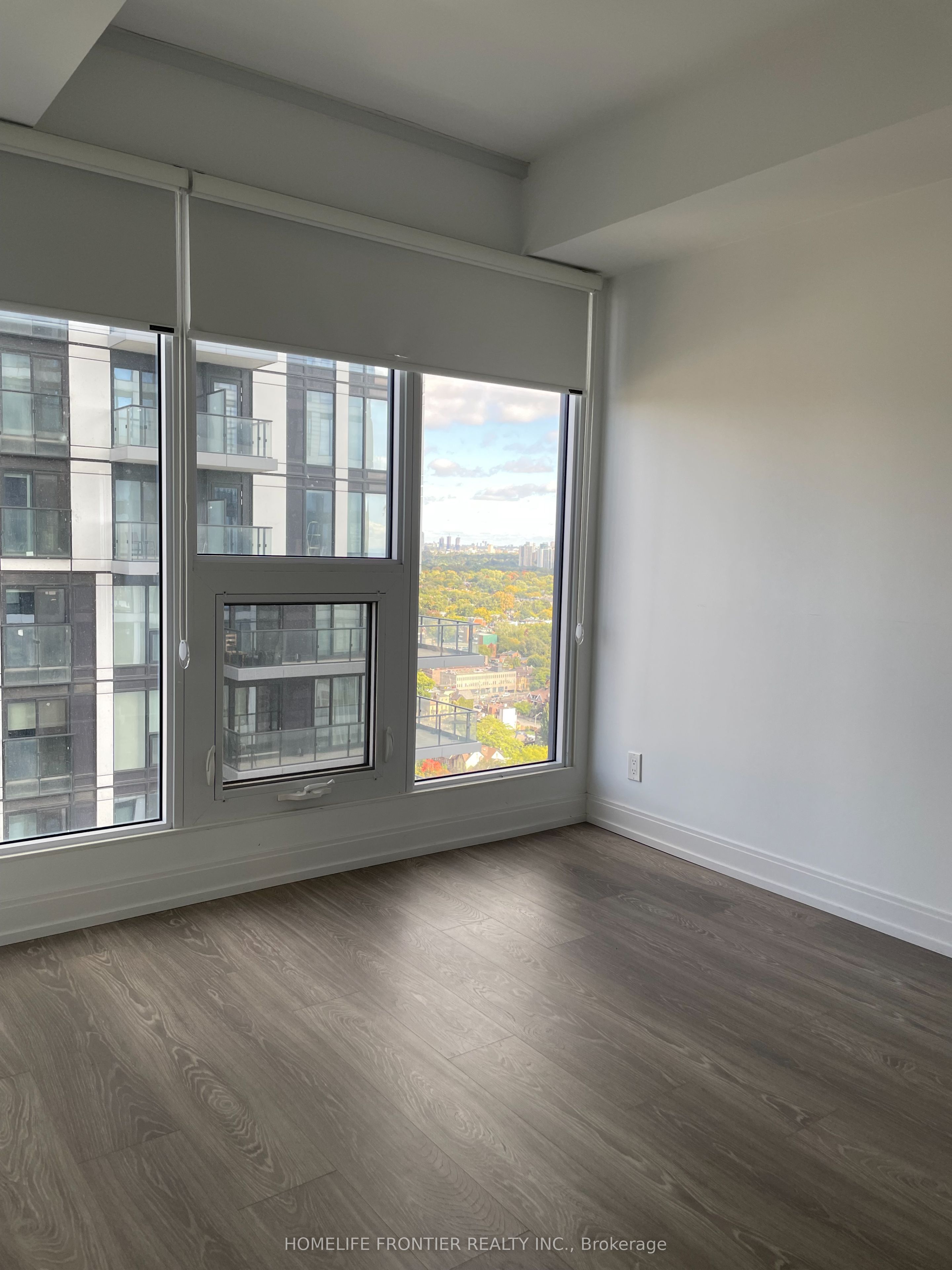 181 Dundas Street E 3212 Property Photo 8