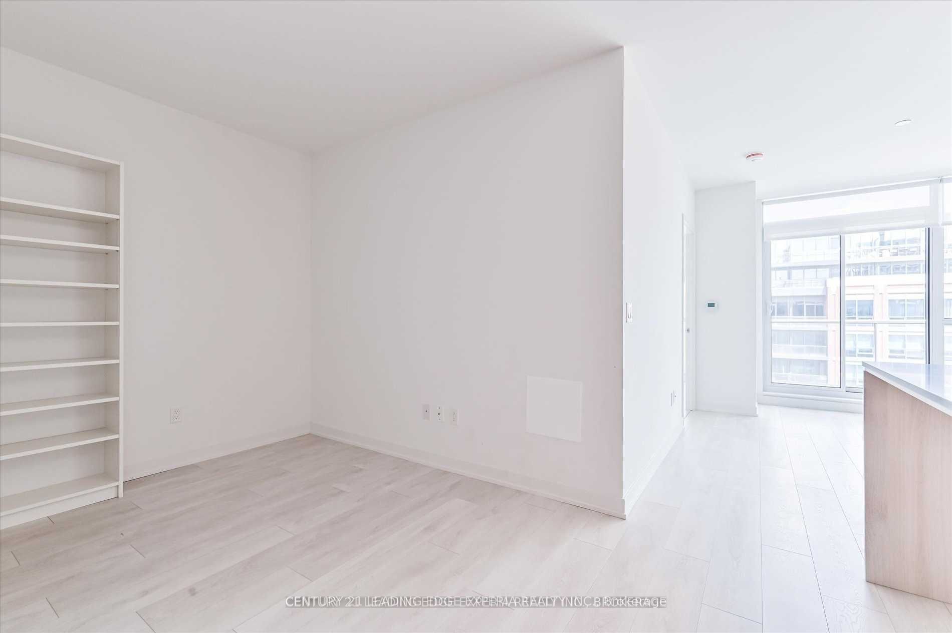 31 Tippett Road 658 Property Photo 10