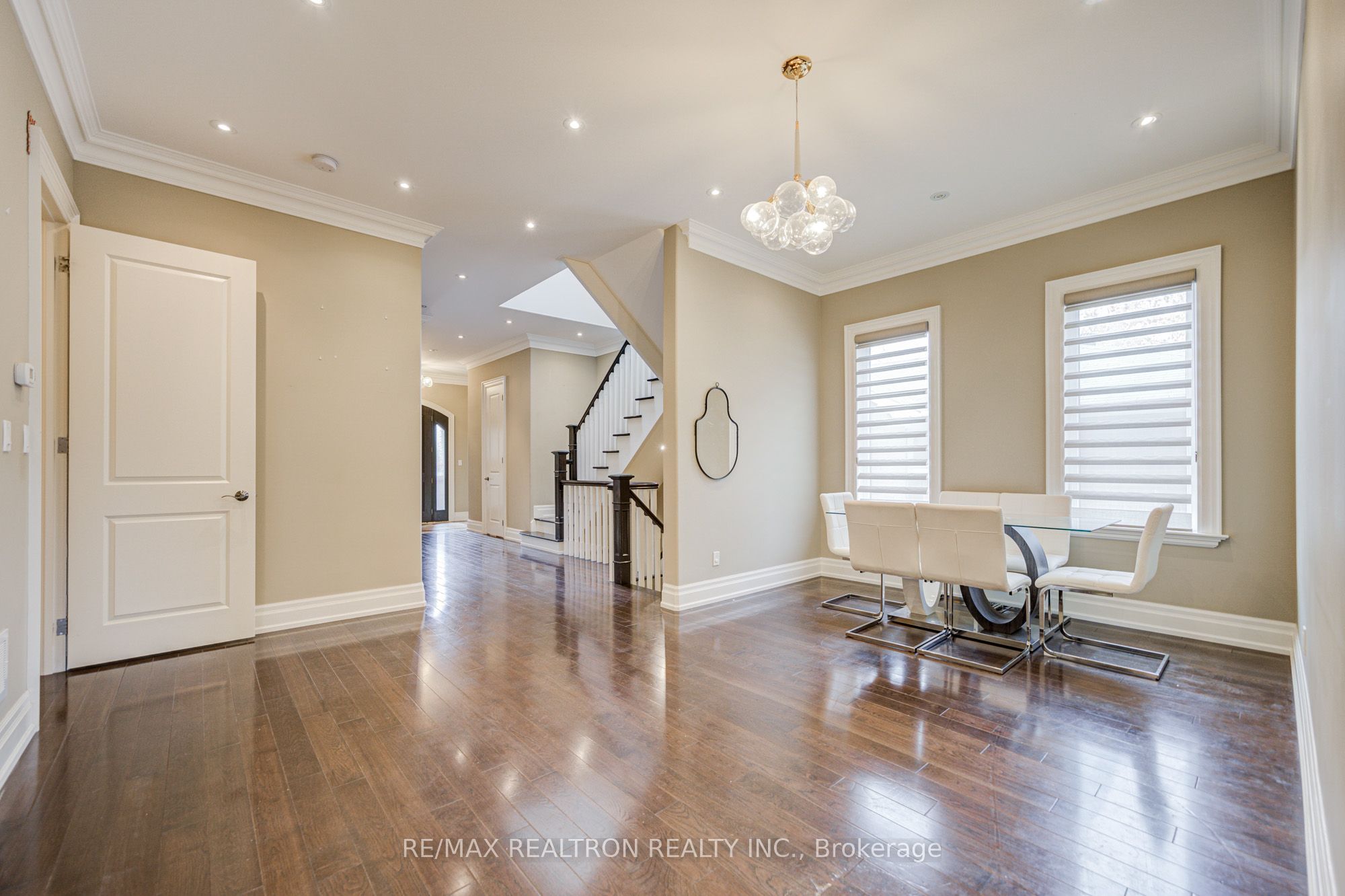 326b Horsham Avenue Property Photo 6