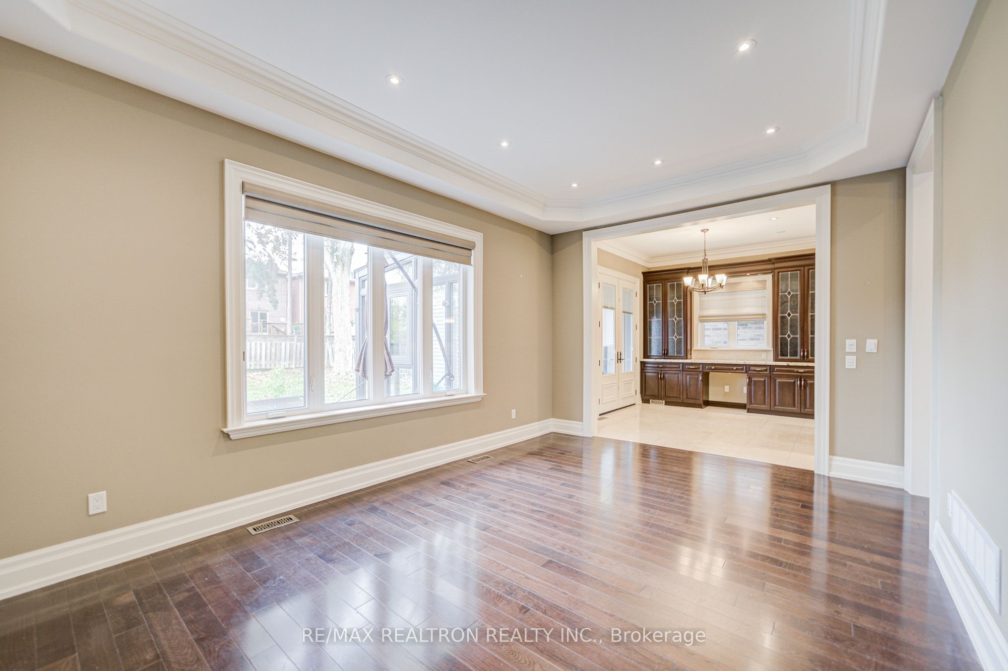 326b Horsham Avenue Property Photo 11