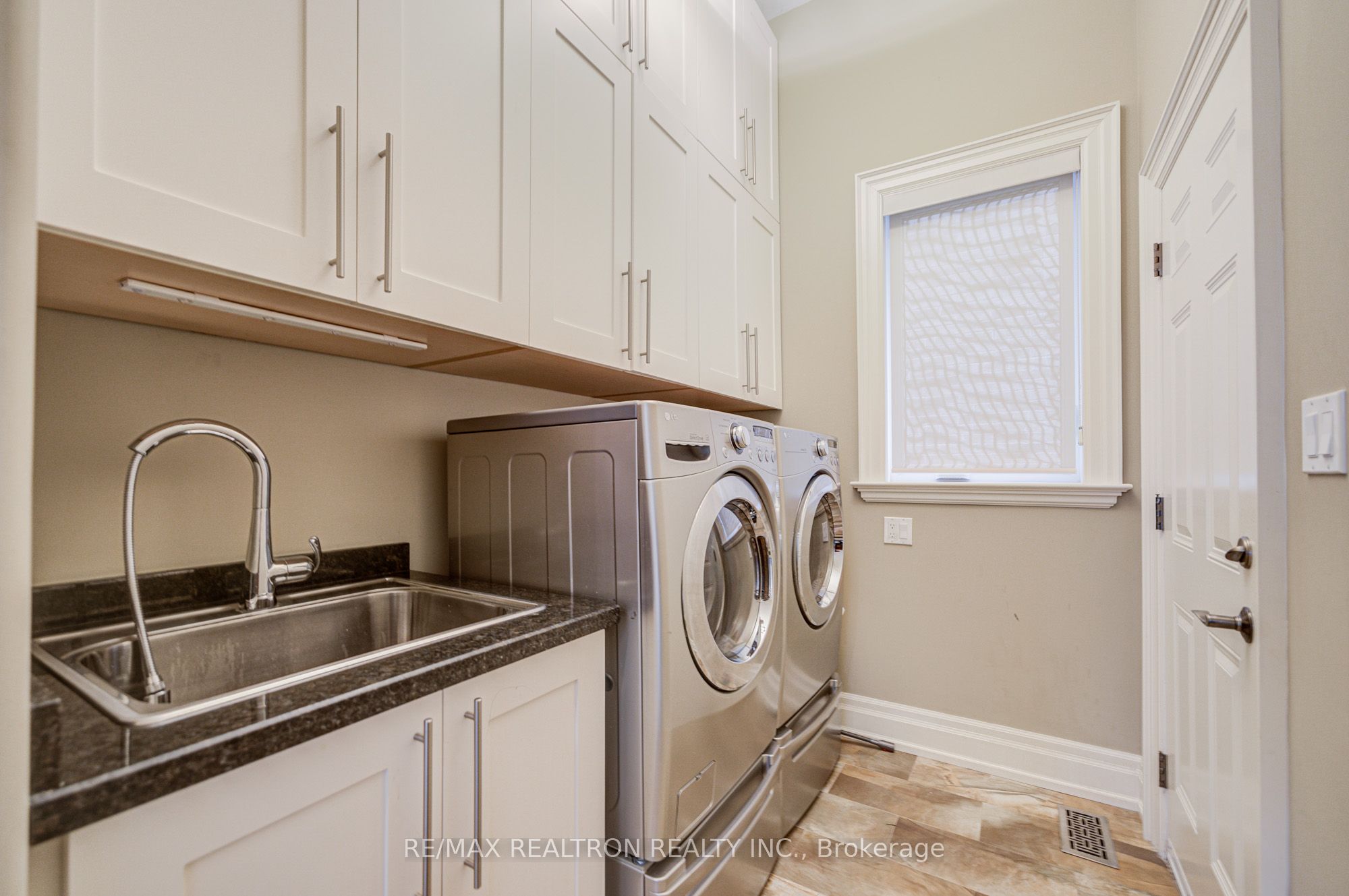 326b Horsham Avenue Property Photo 18
