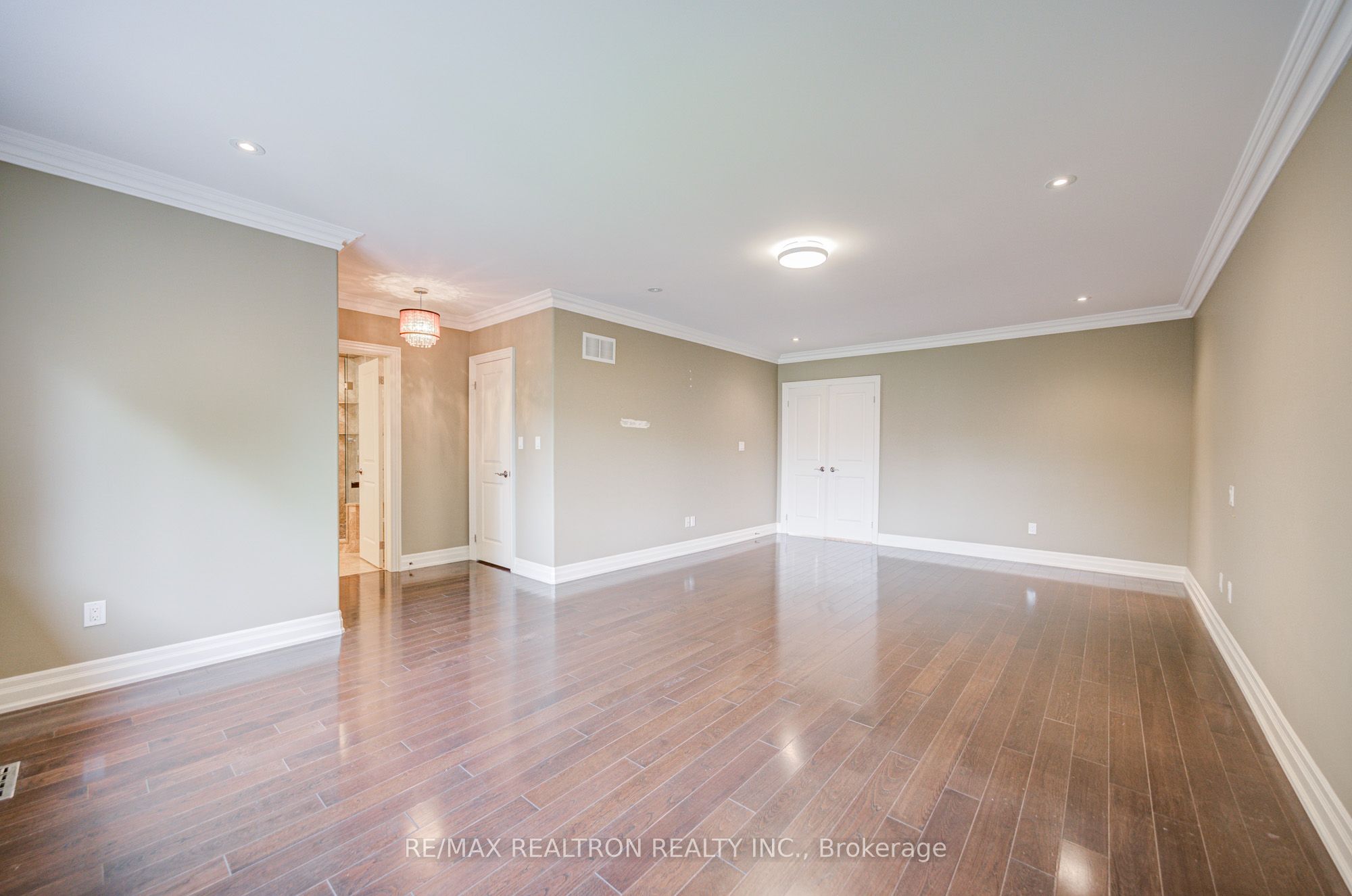 326b Horsham Avenue Property Photo 21