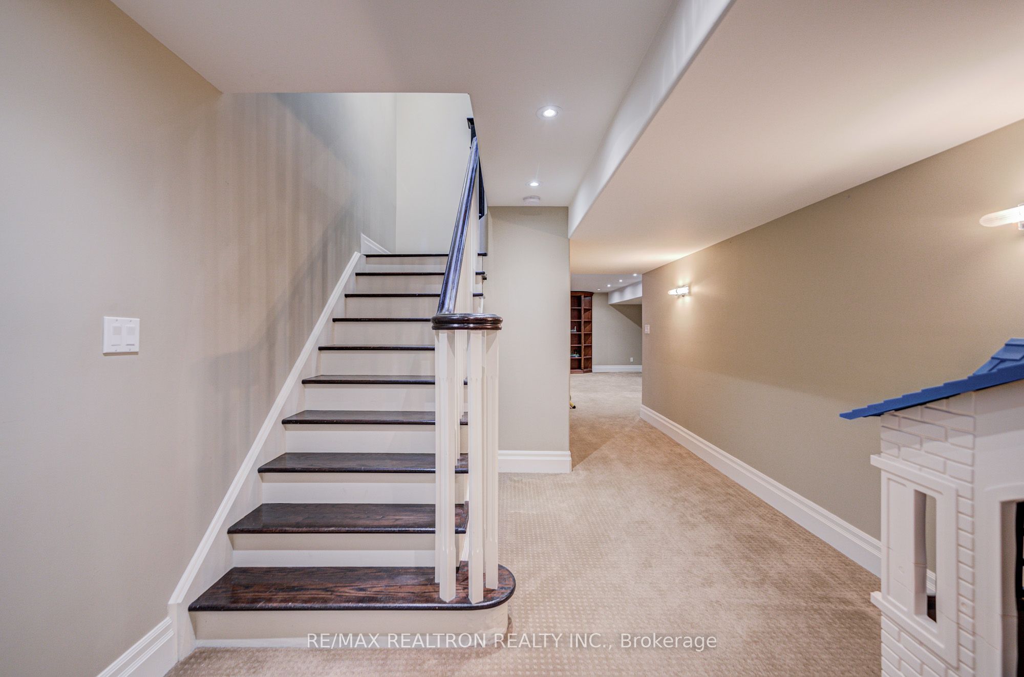 326b Horsham Avenue Property Photo 34