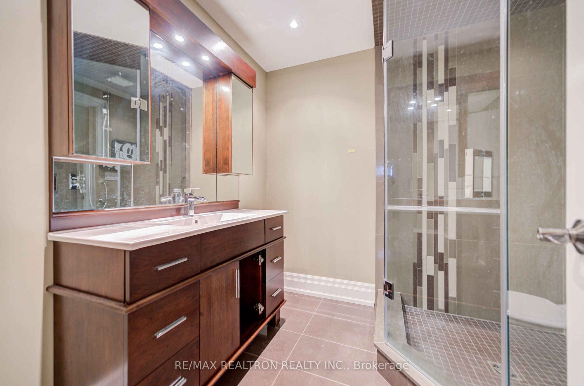 326b Horsham Avenue Property Photo 38