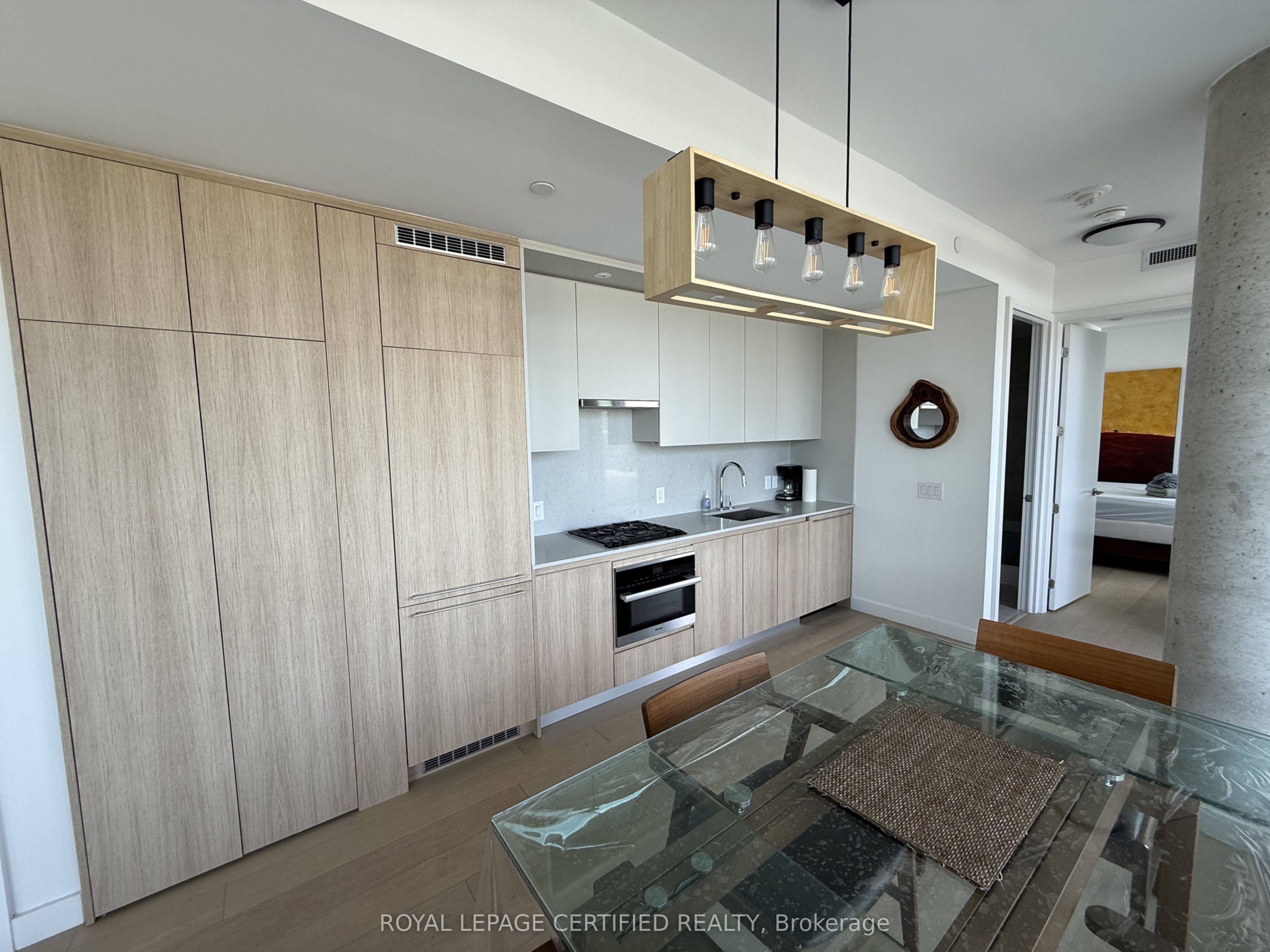 81 Wellesley Street E 2305 Property Photo 6