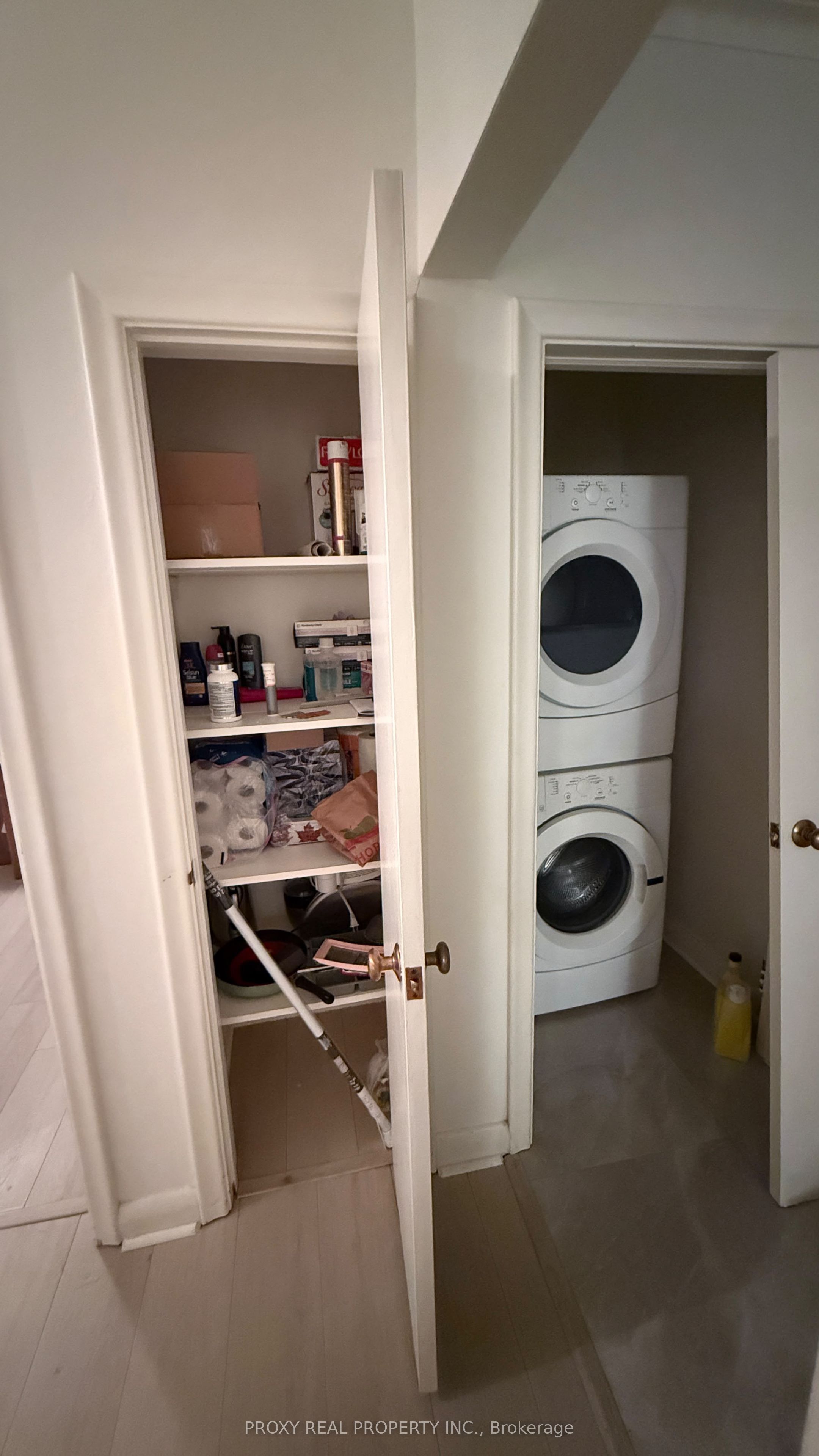 211 Newton Drive Property Photo 5