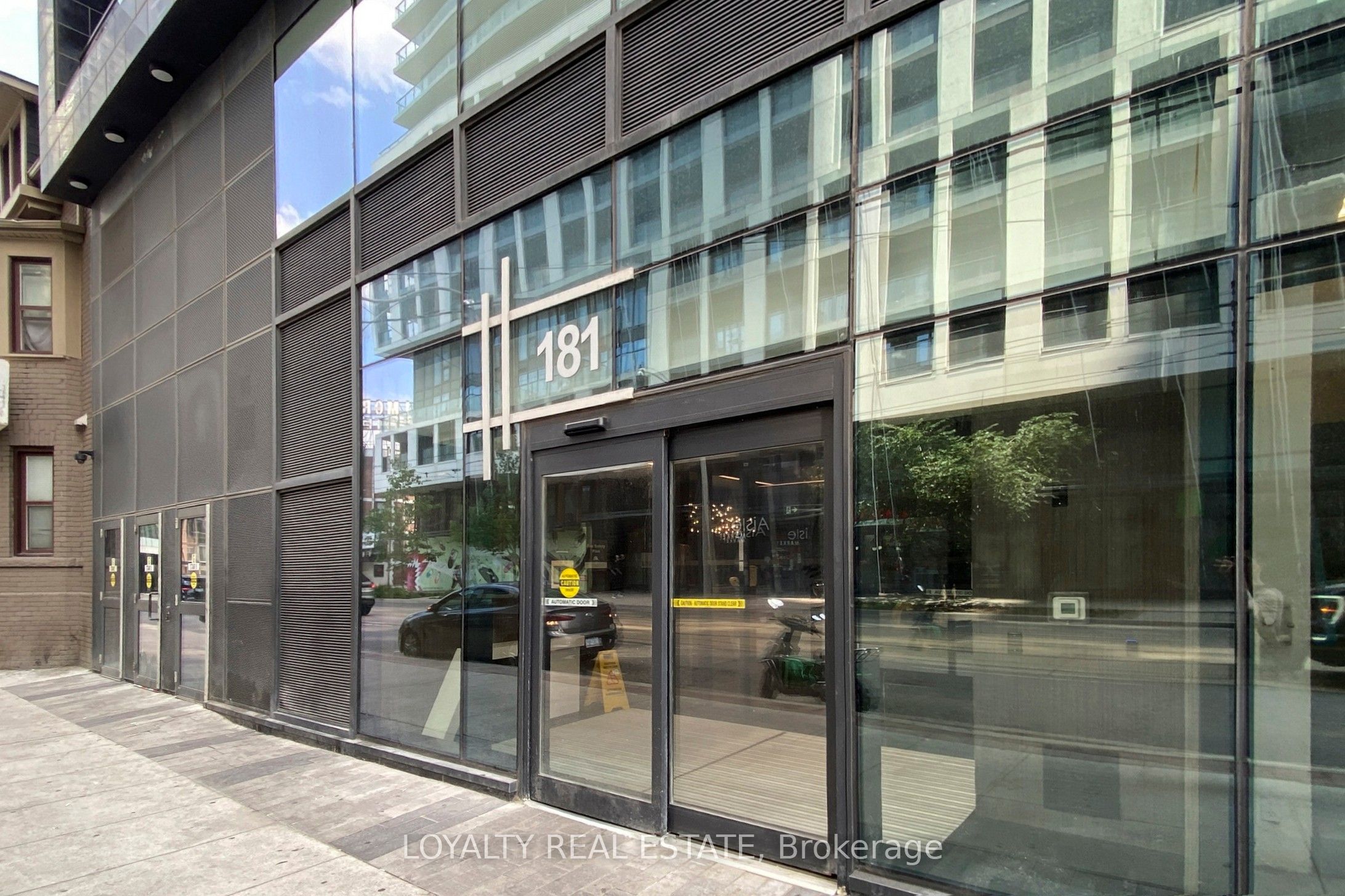 181 Dundas Street E 1701 Property Photo 8