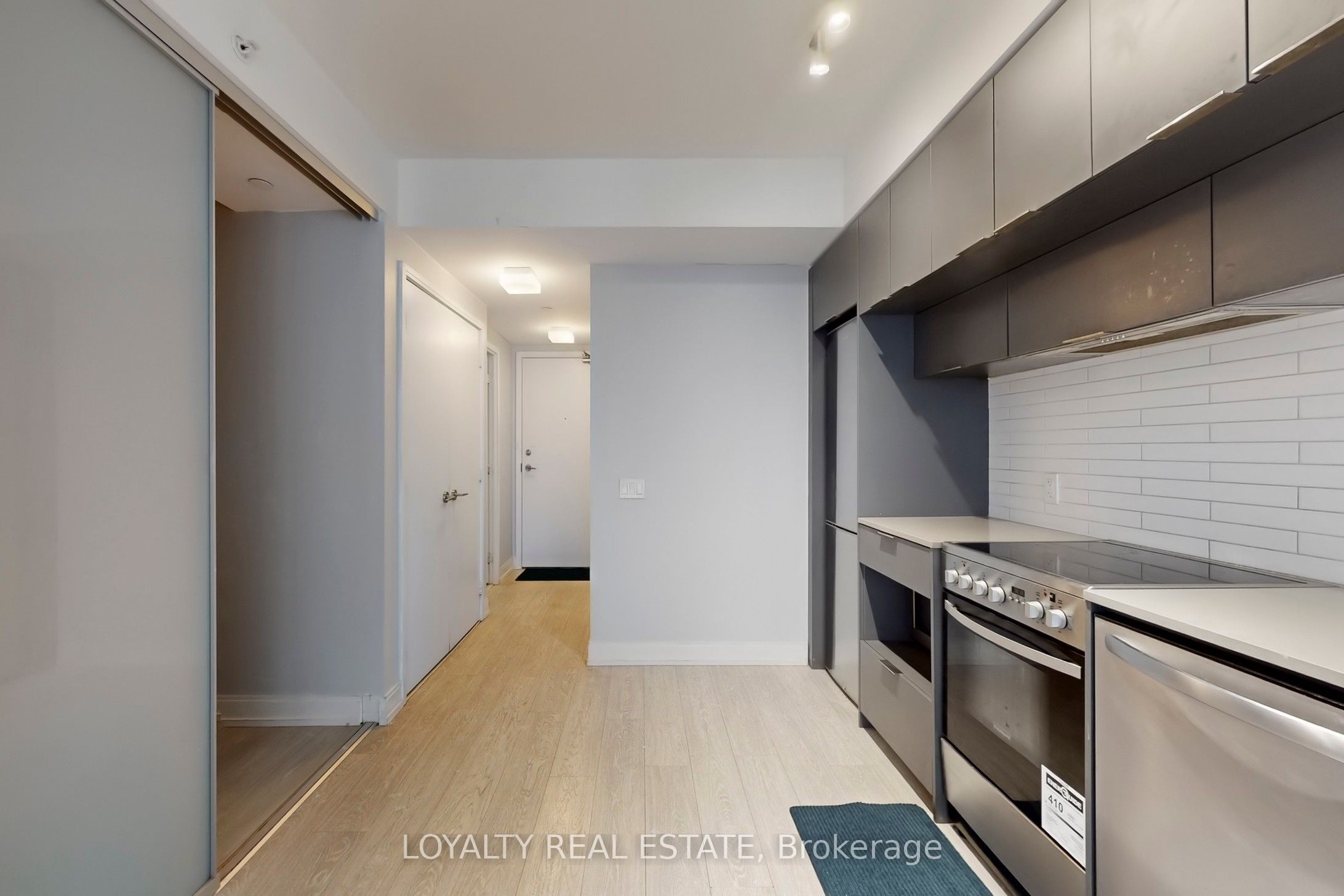 181 Dundas Street E 1701 Property Photo 27