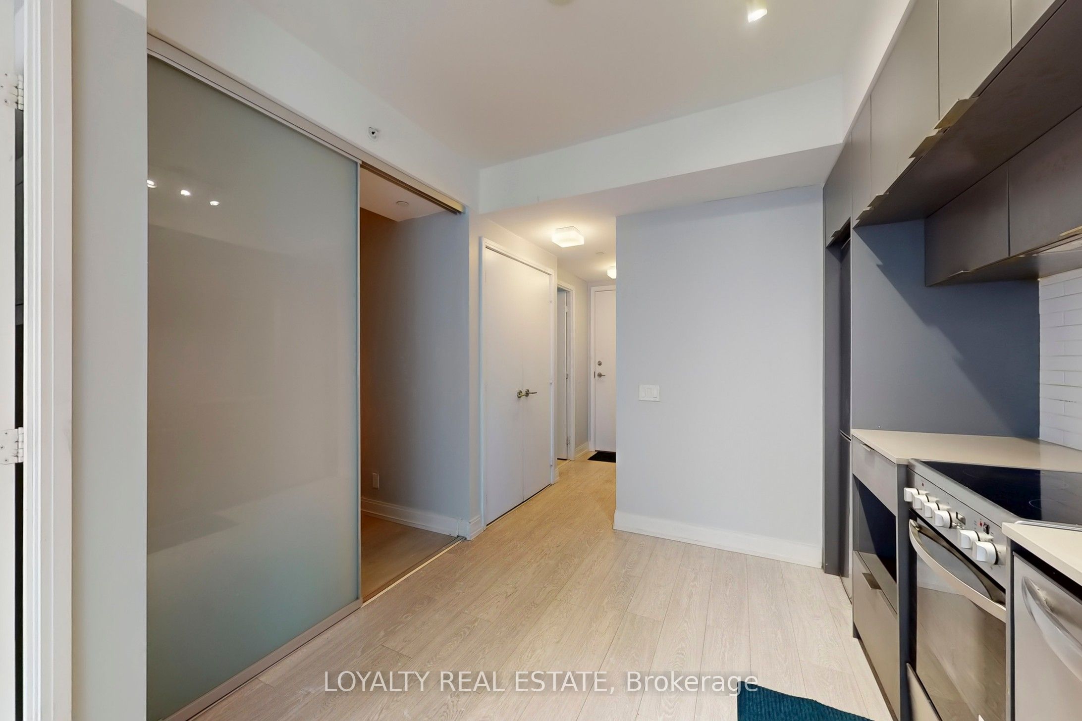 181 Dundas Street E 1701 Property Photo 28