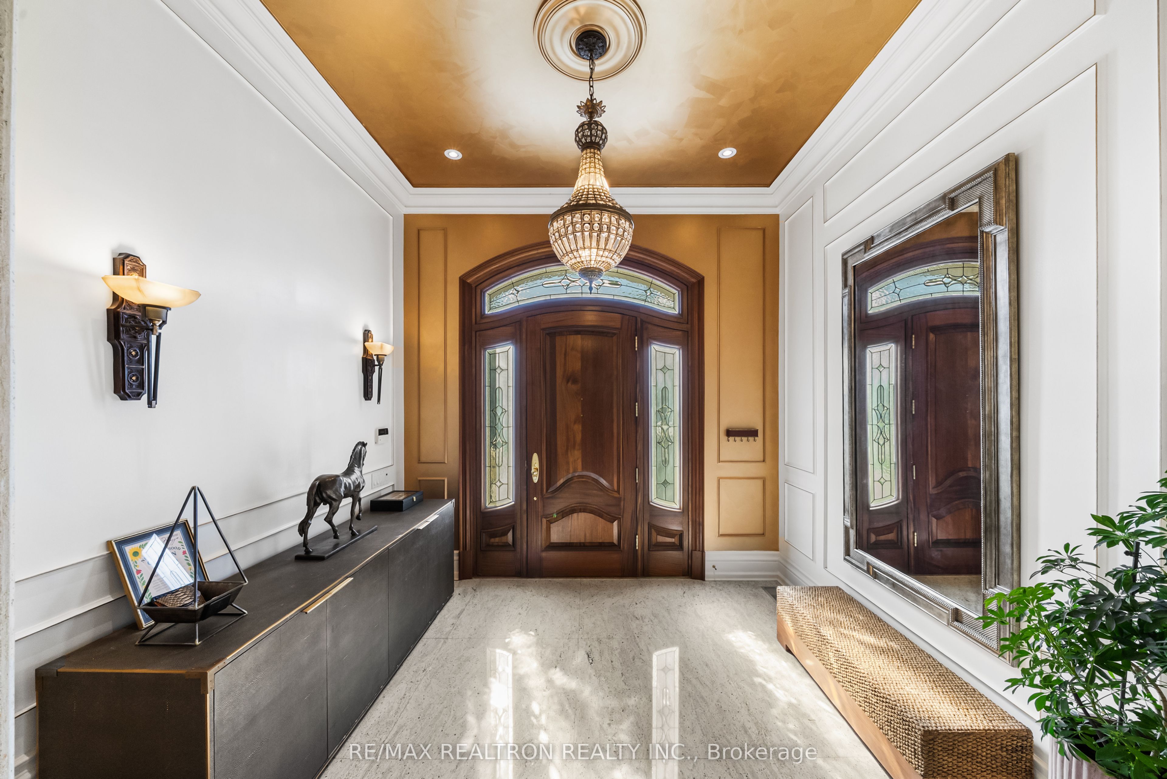 100 Owen Boulevard Property Photo 3