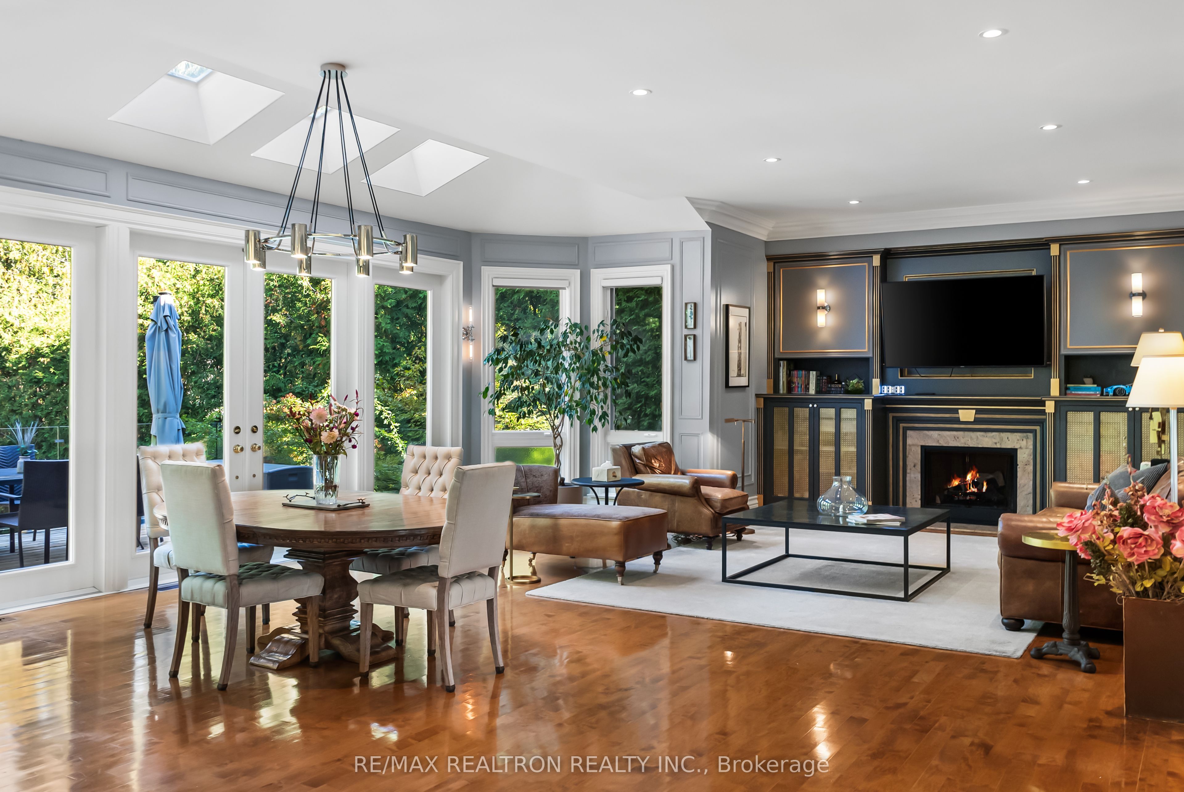 100 Owen Boulevard Property Photo 15