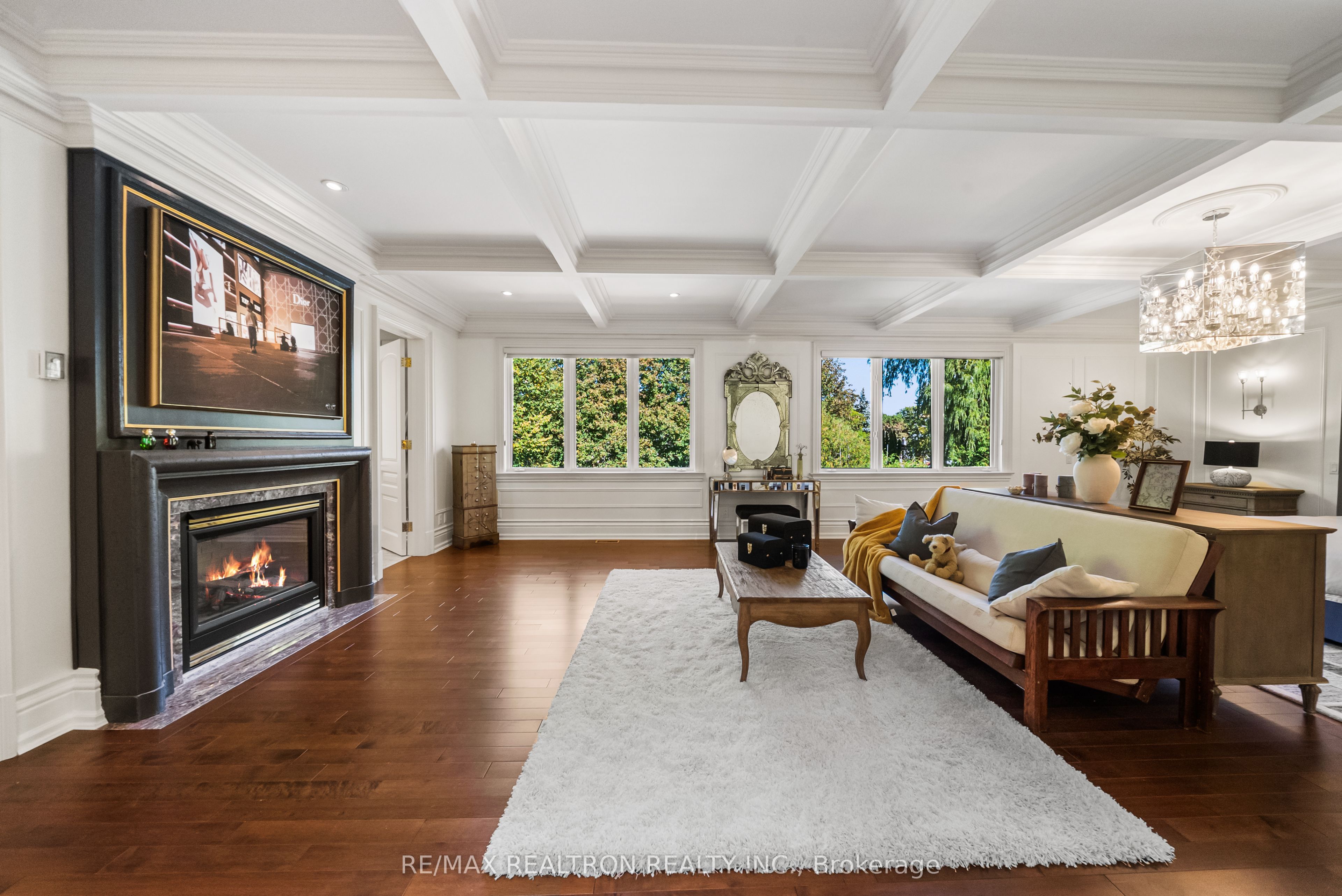 100 Owen Boulevard Property Photo 24