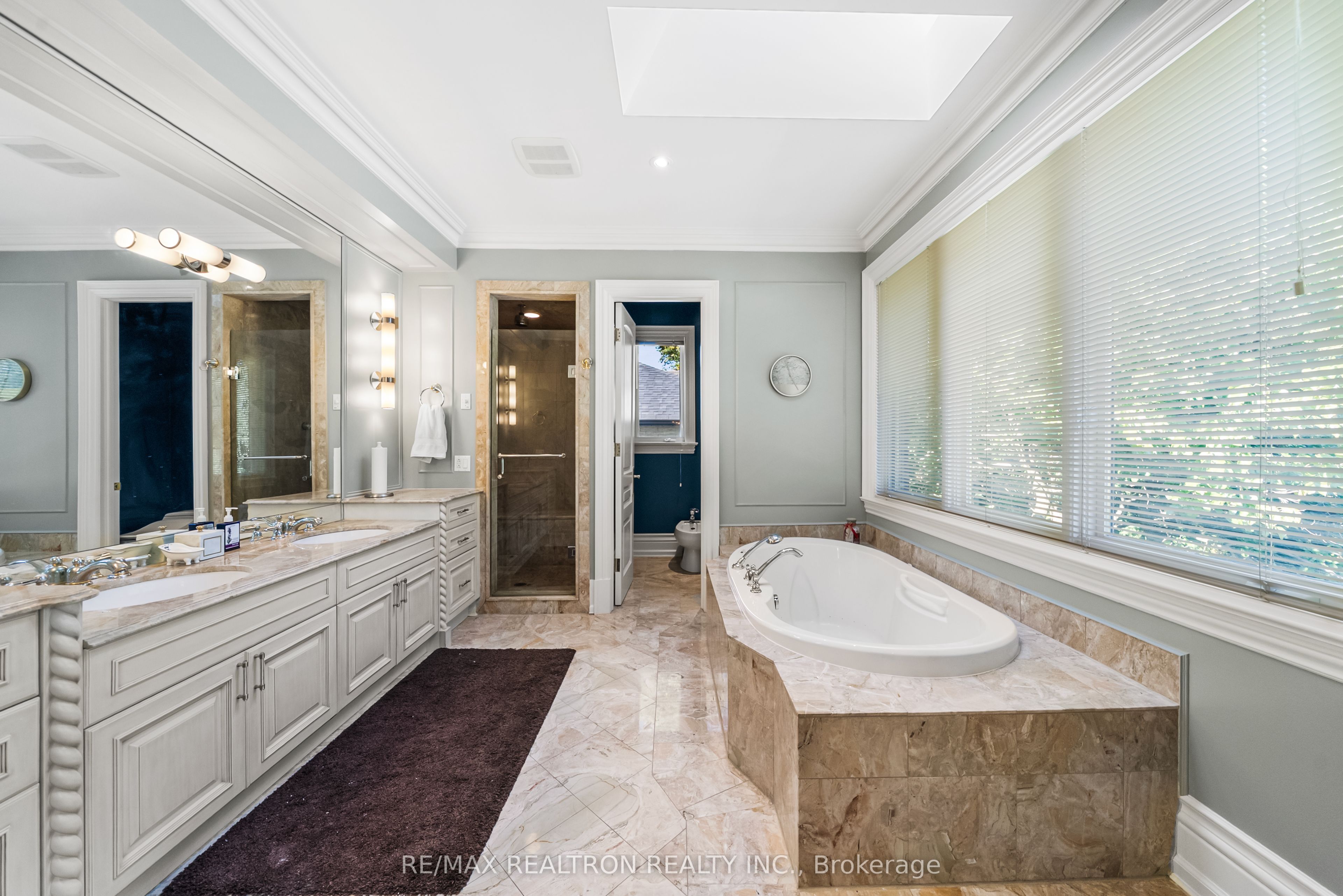 100 Owen Boulevard Property Photo 28