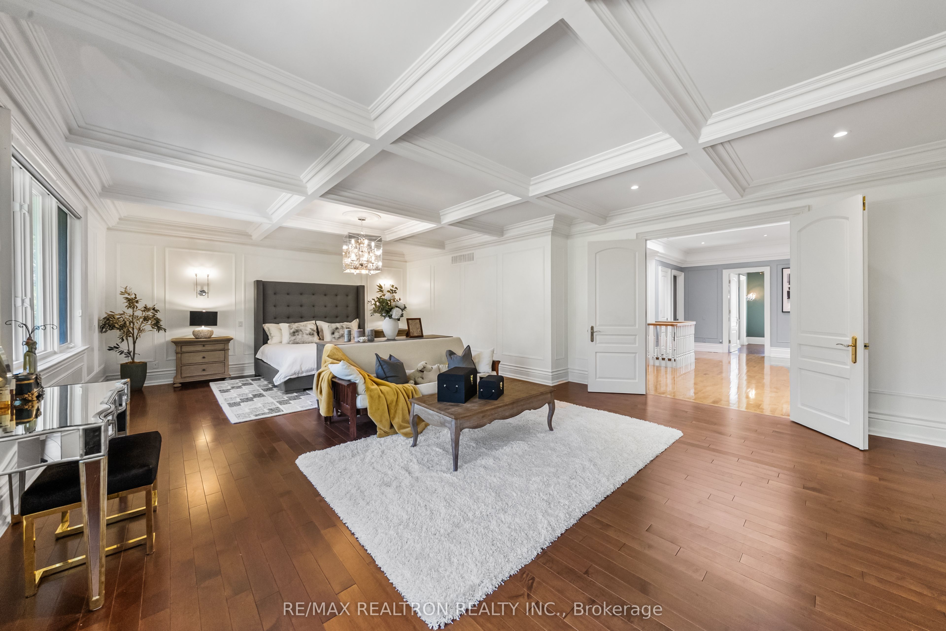 100 Owen Boulevard Property Photo 30