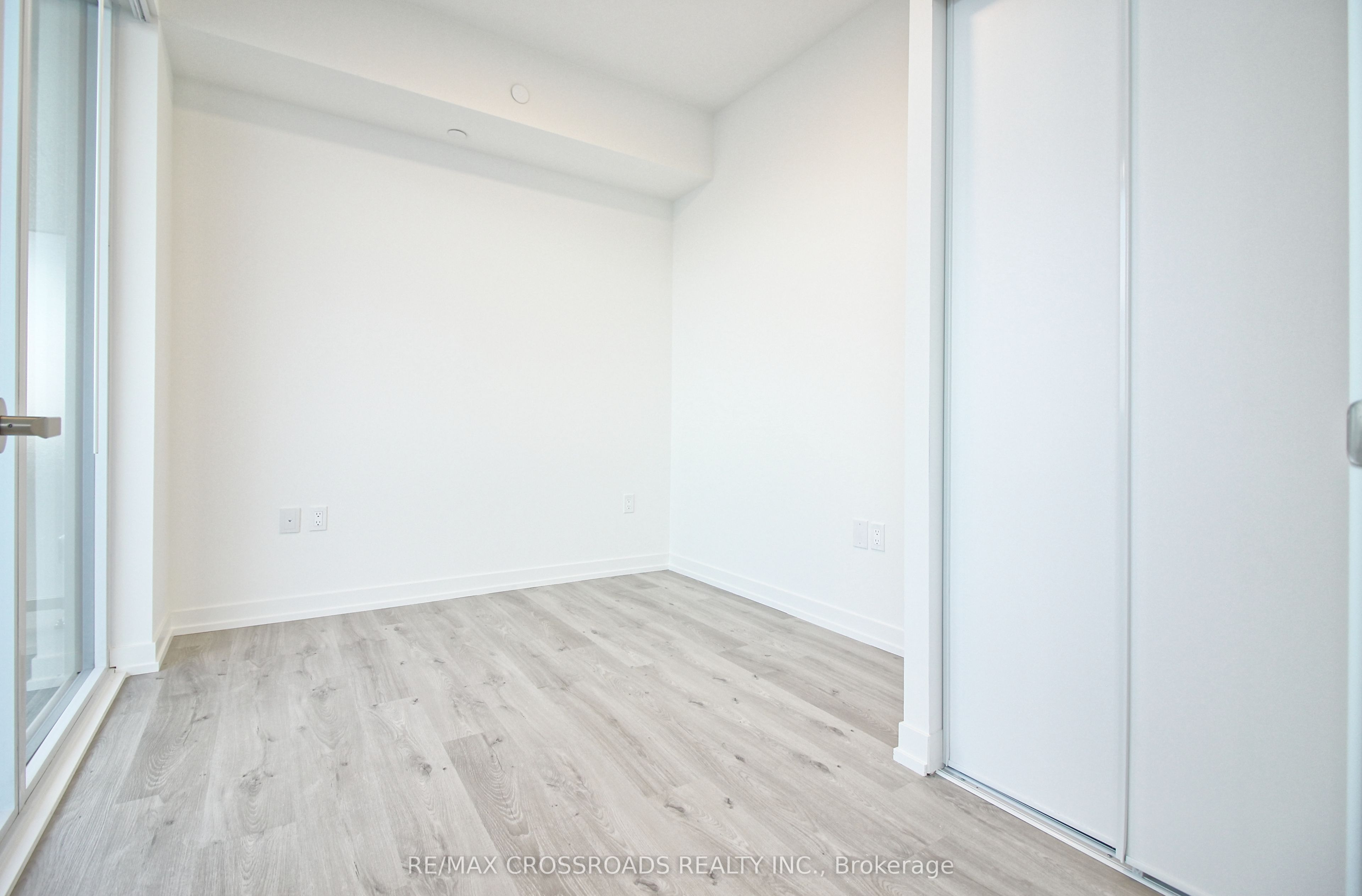 138 Downes Street 7206 Property Photo 9