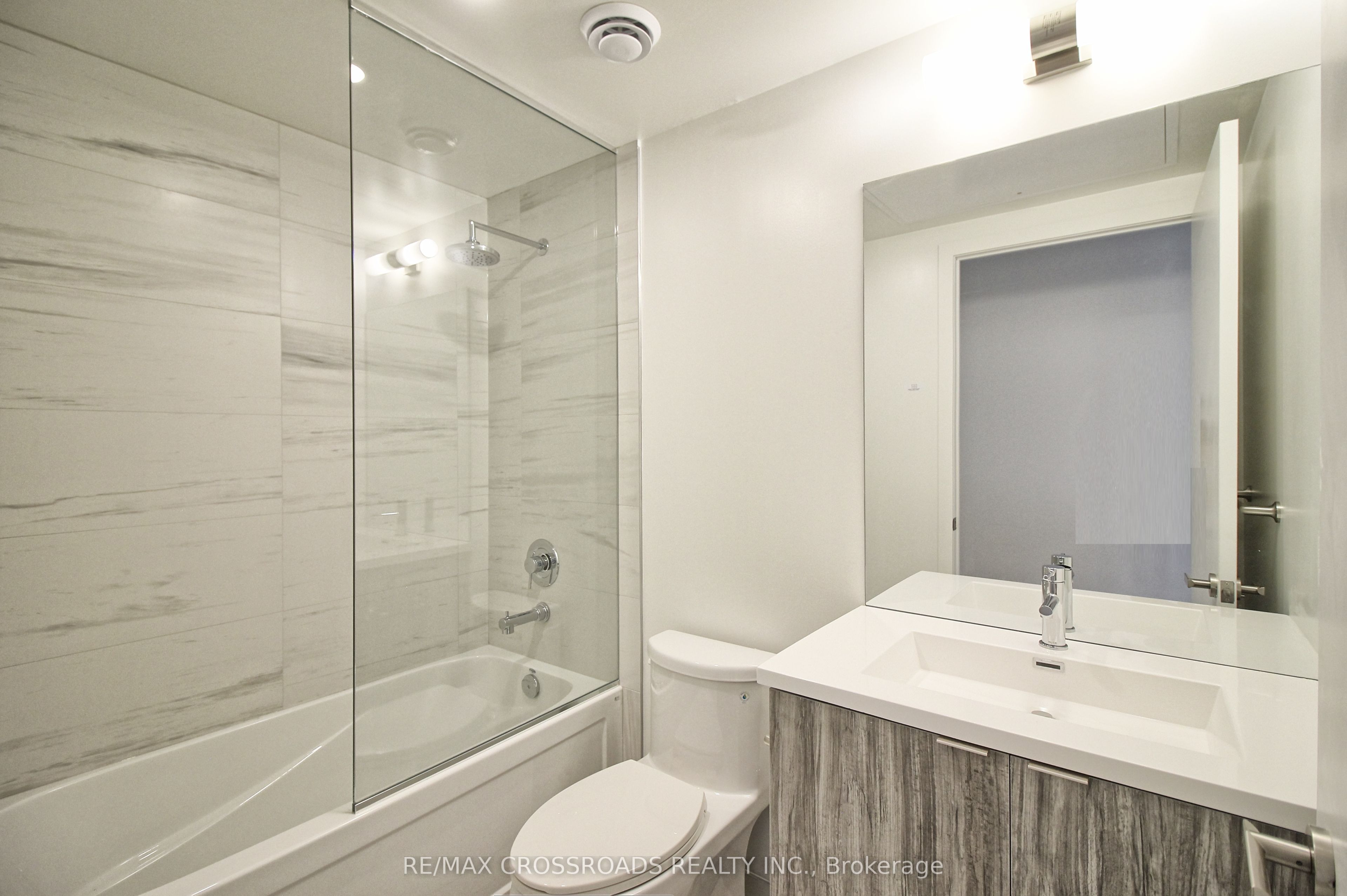 138 Downes Street 7206 Property Photo 11