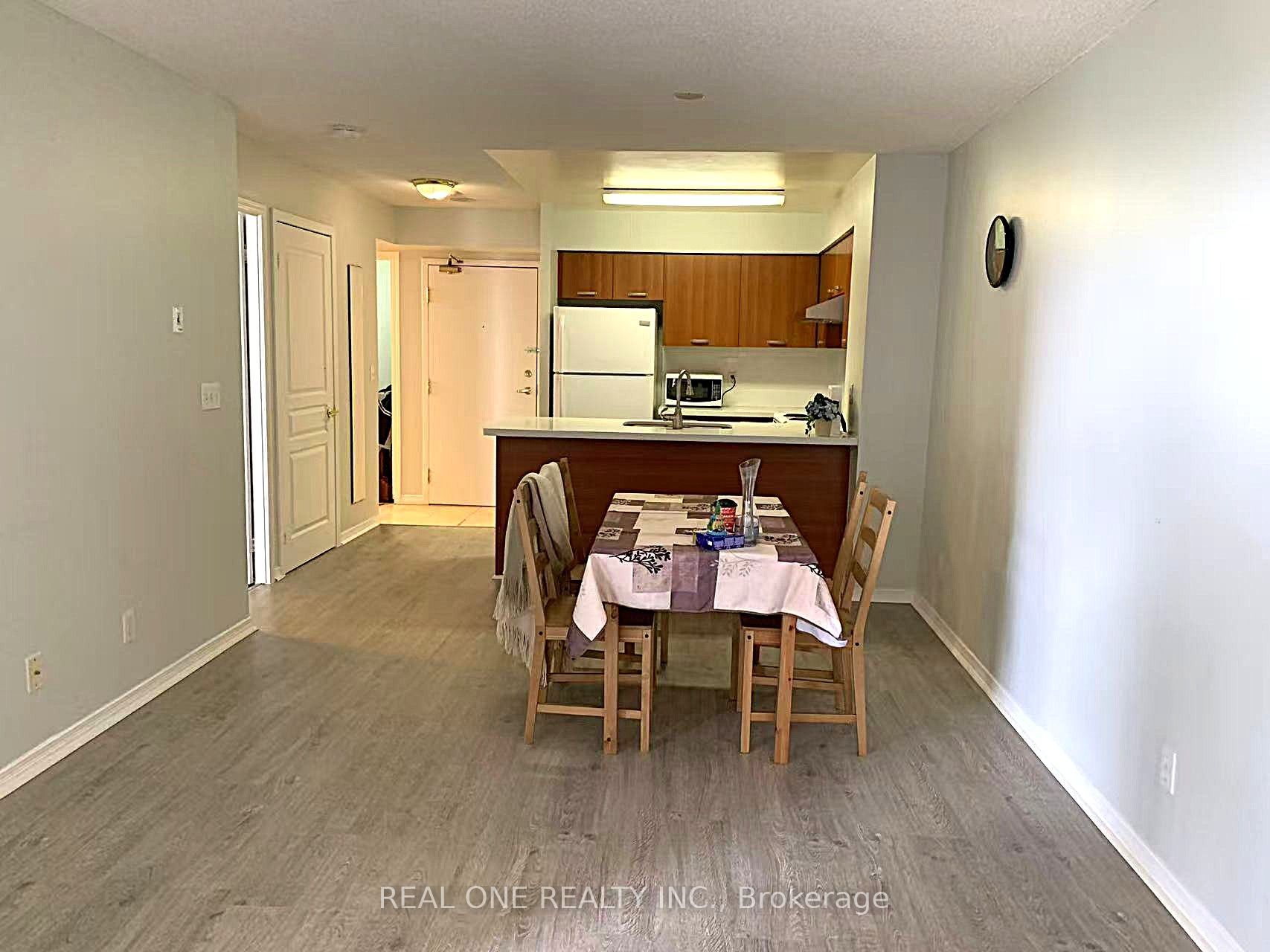 55 Harrison Garden Boulevard 1003 Property Photo 5