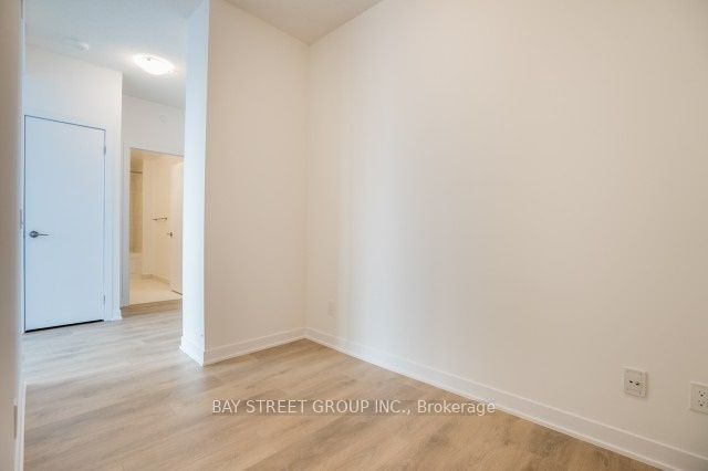 87 Peter Street 4507 Property Photo 3
