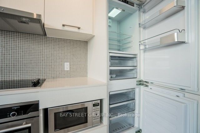 87 Peter Street 4507 Property Photo 16