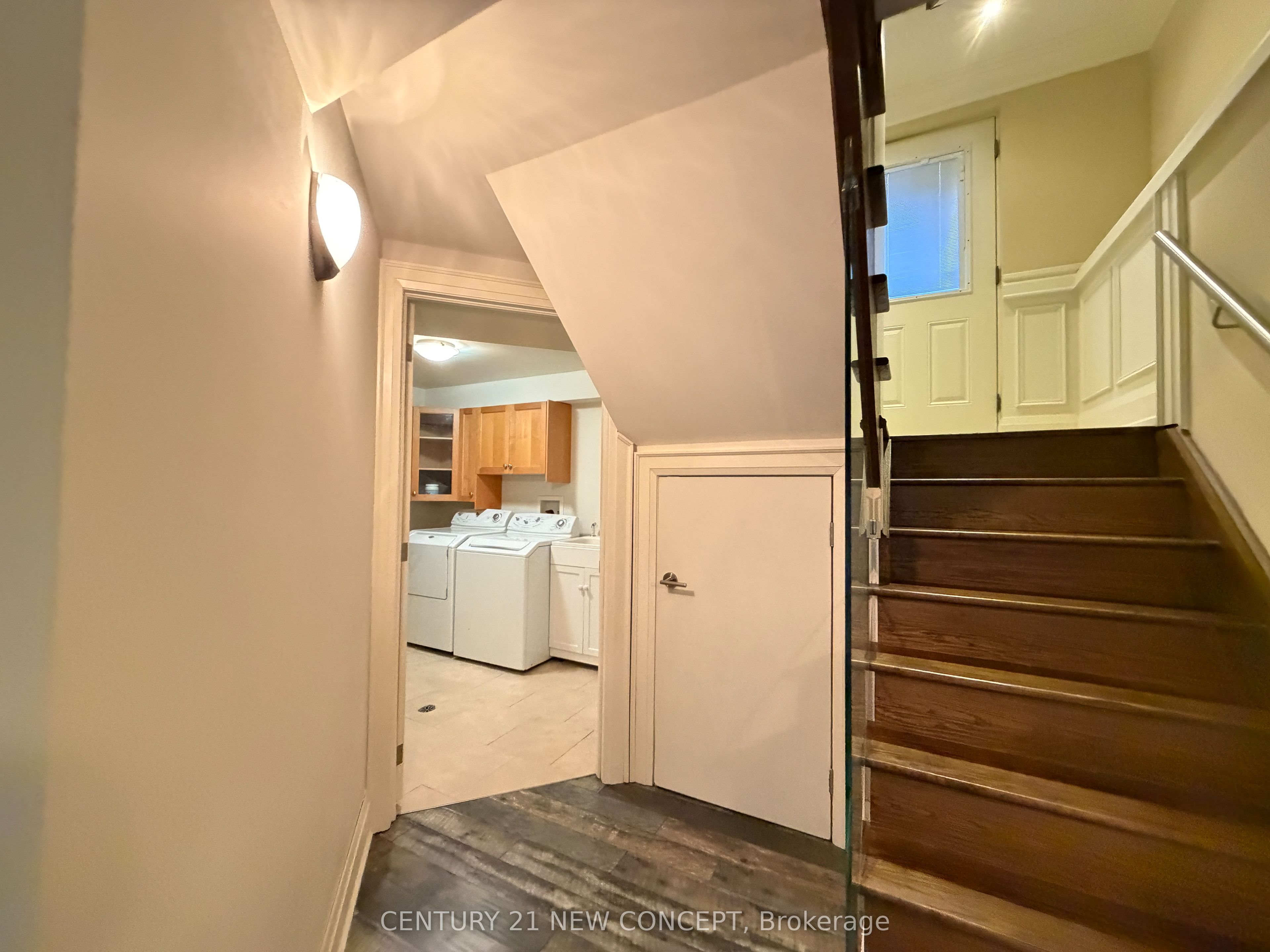 1 Lissom Crescent Basement Property Photo 27