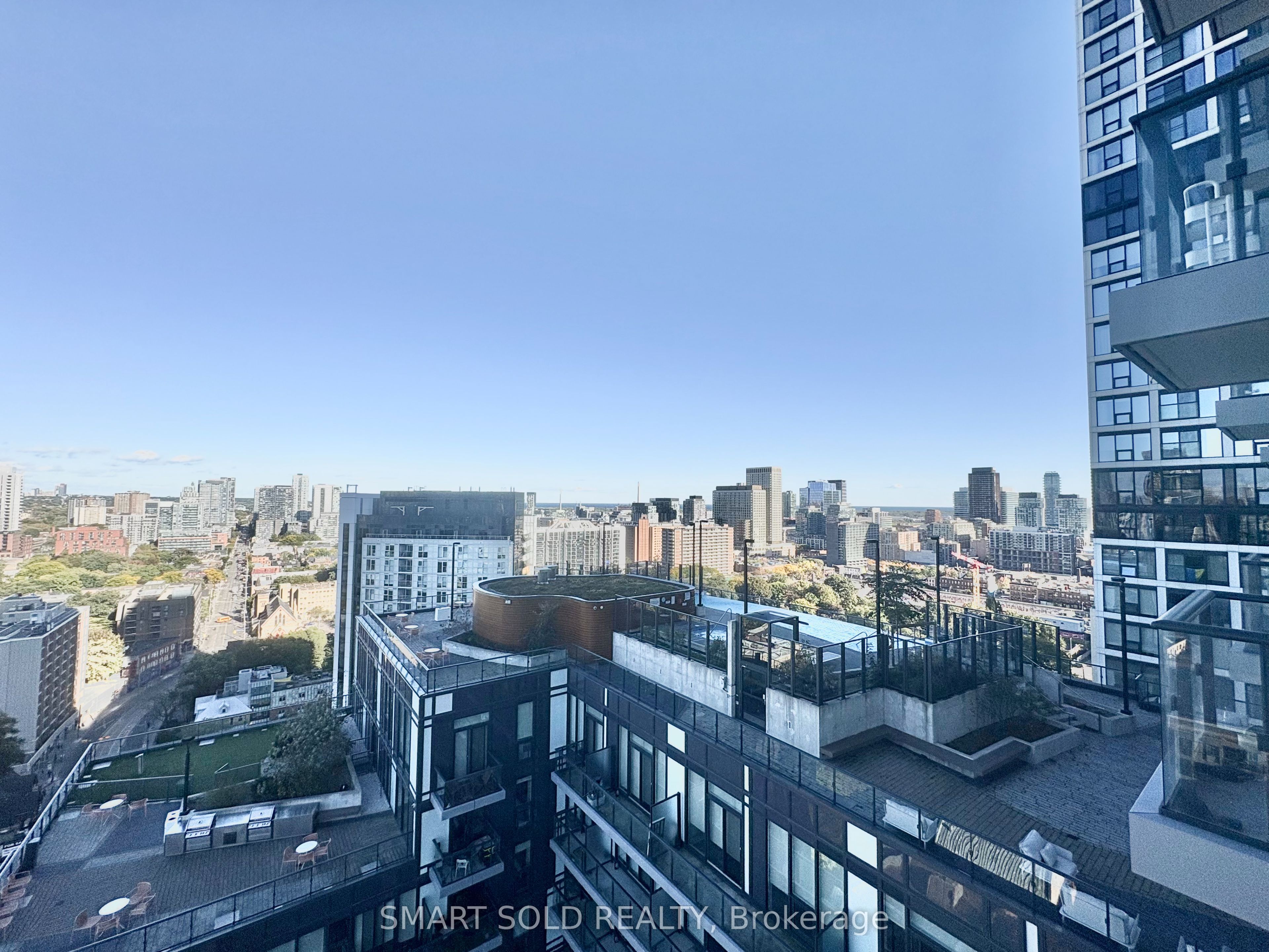 251 Jarvis Street 2213 Property Photo 12