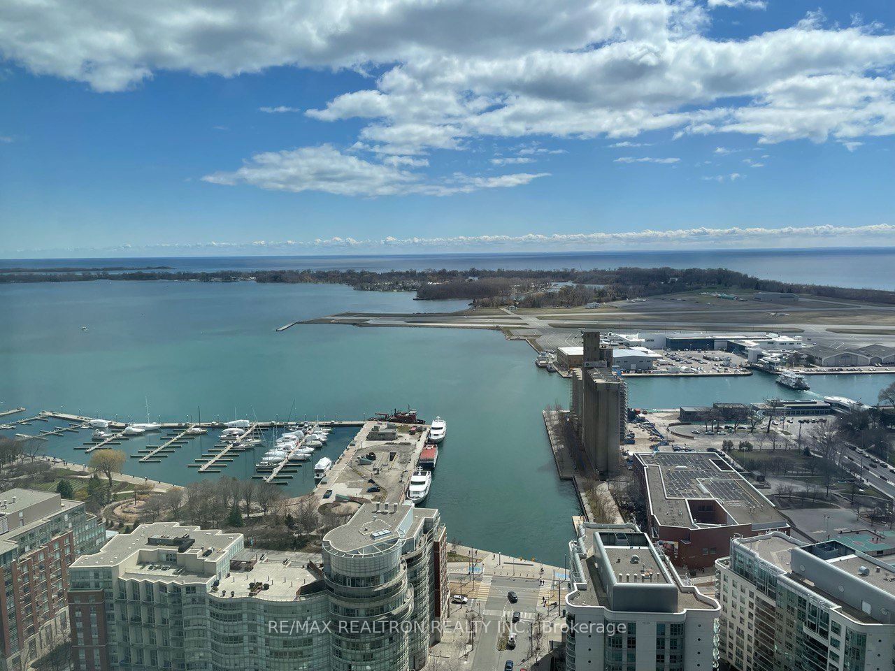 75 Queens Wharf Road 4208 Property Photo 2